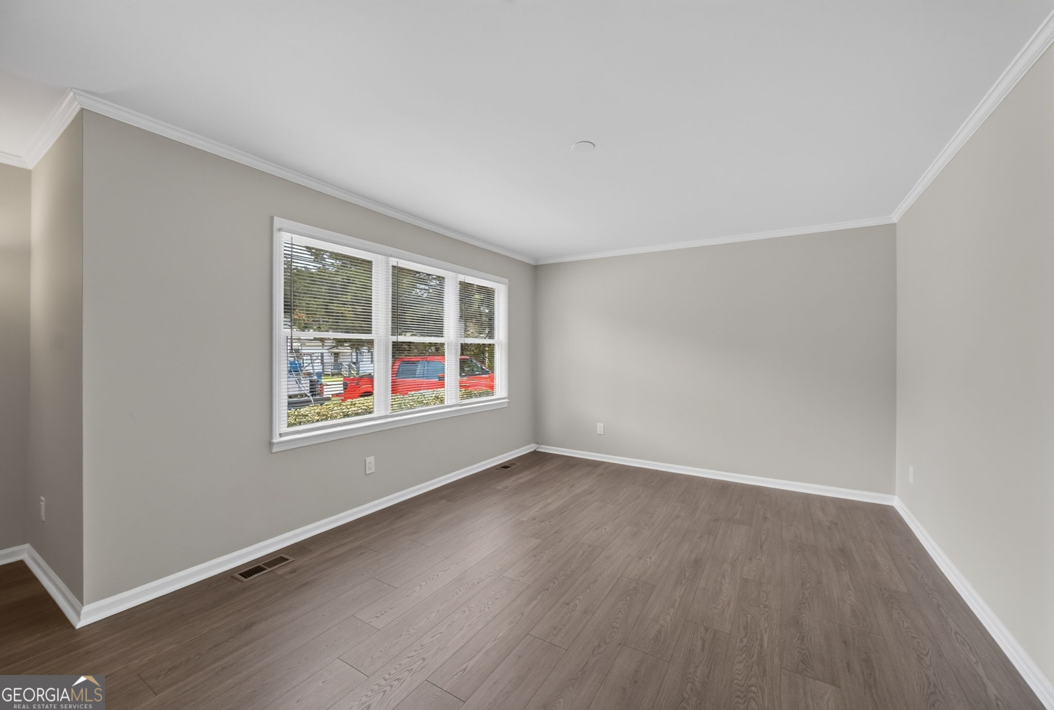 1610 Rose Garden Lane