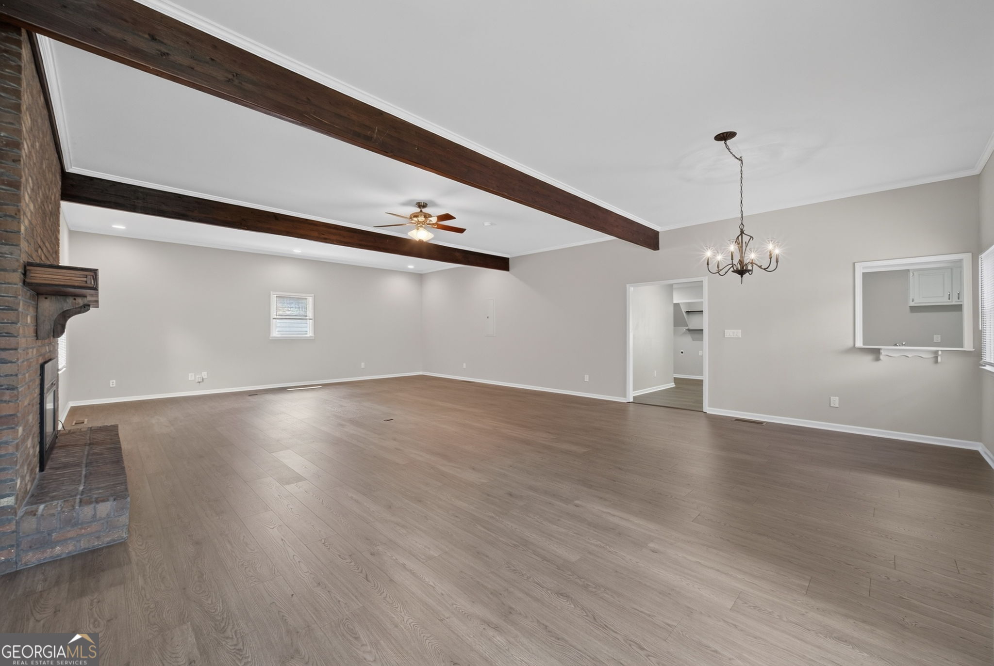 1610 Rose Garden Lane