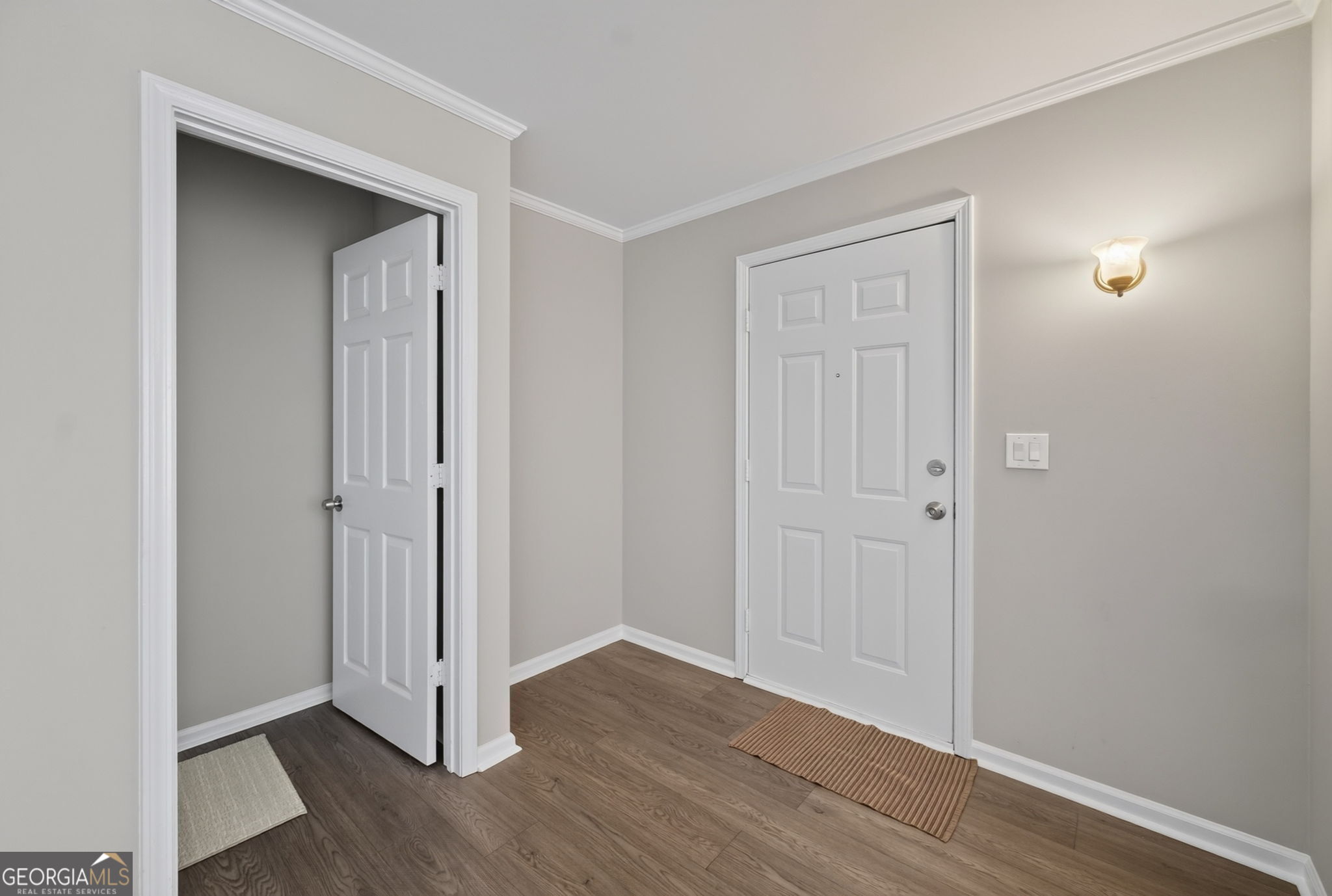 1610 Rose Garden Lane