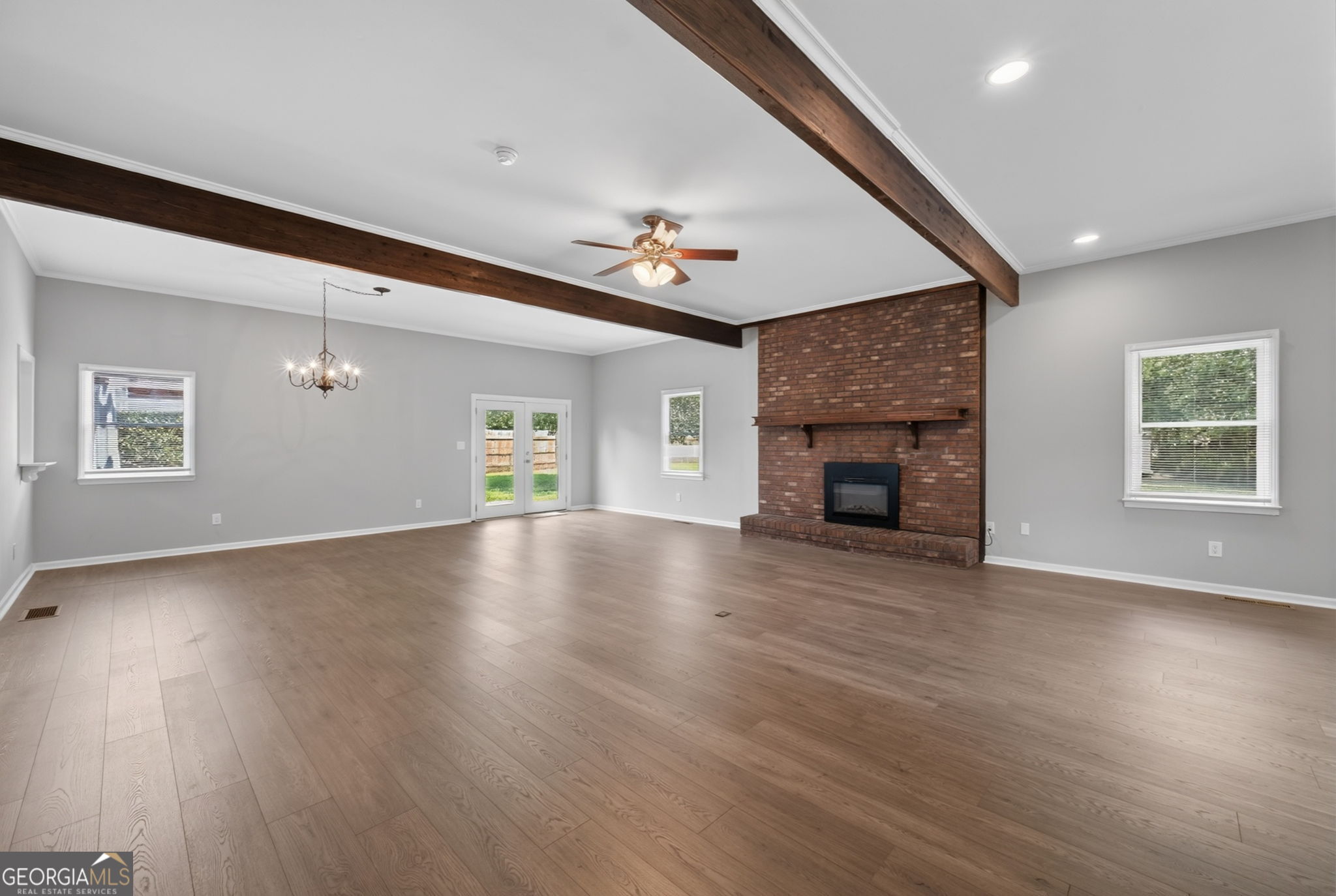 1610 Rose Garden Lane