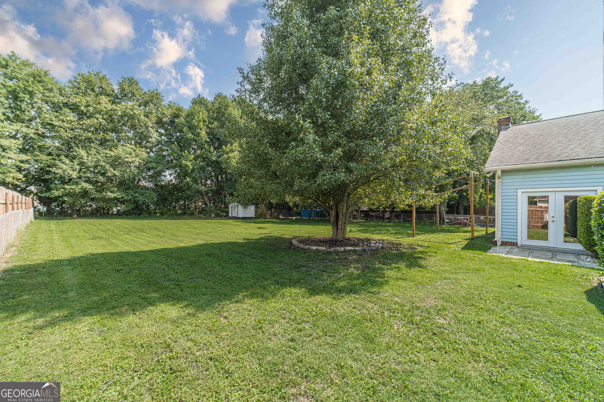 1610 Rose Garden Lane