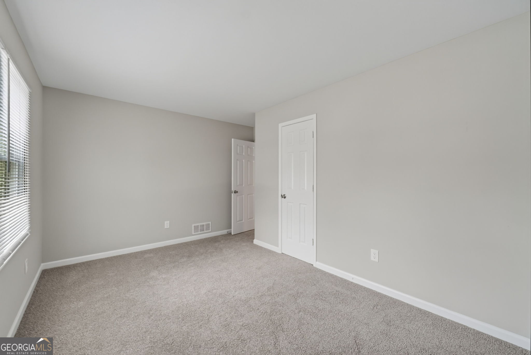 1610 Rose Garden Lane