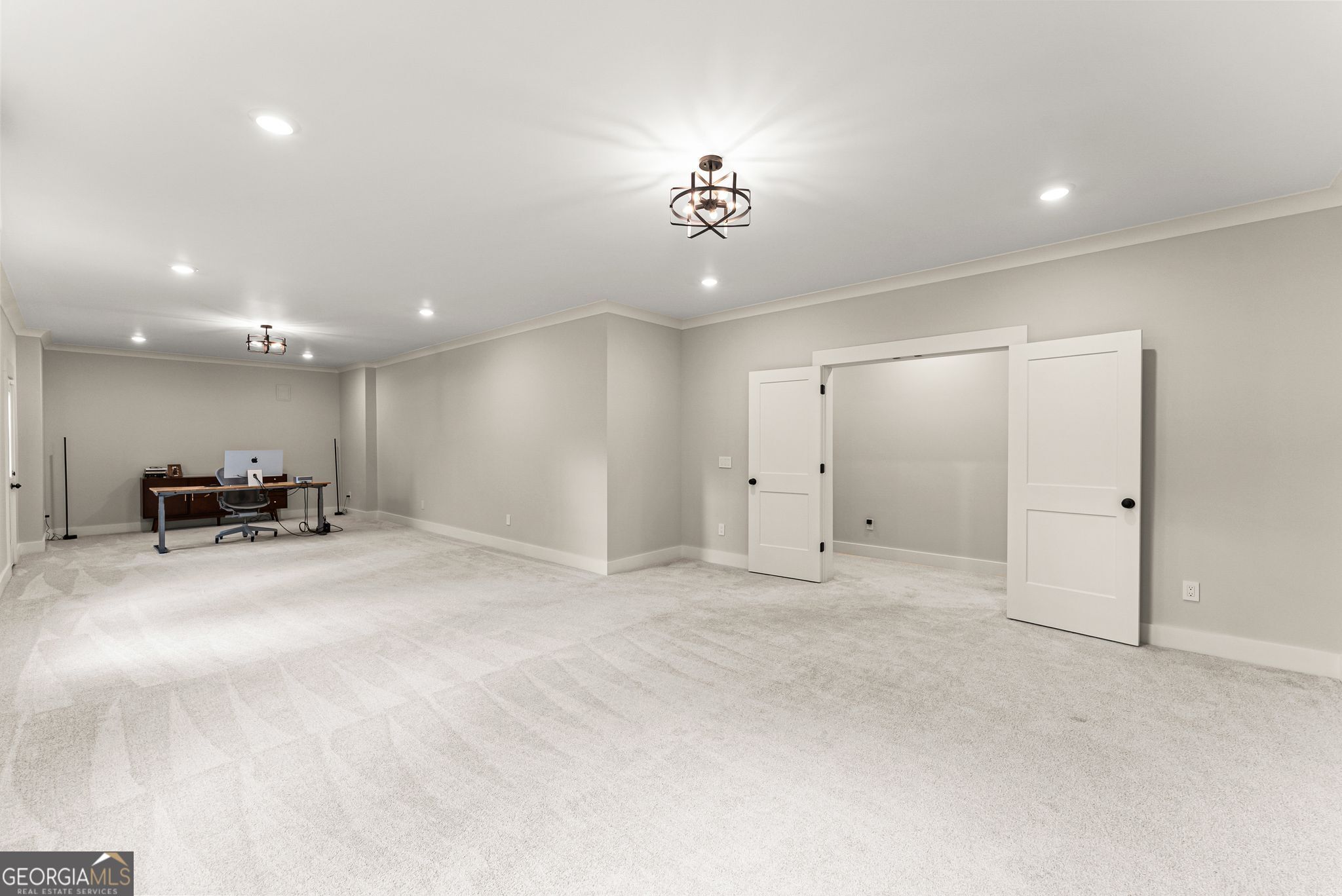 1081 Holly Drive