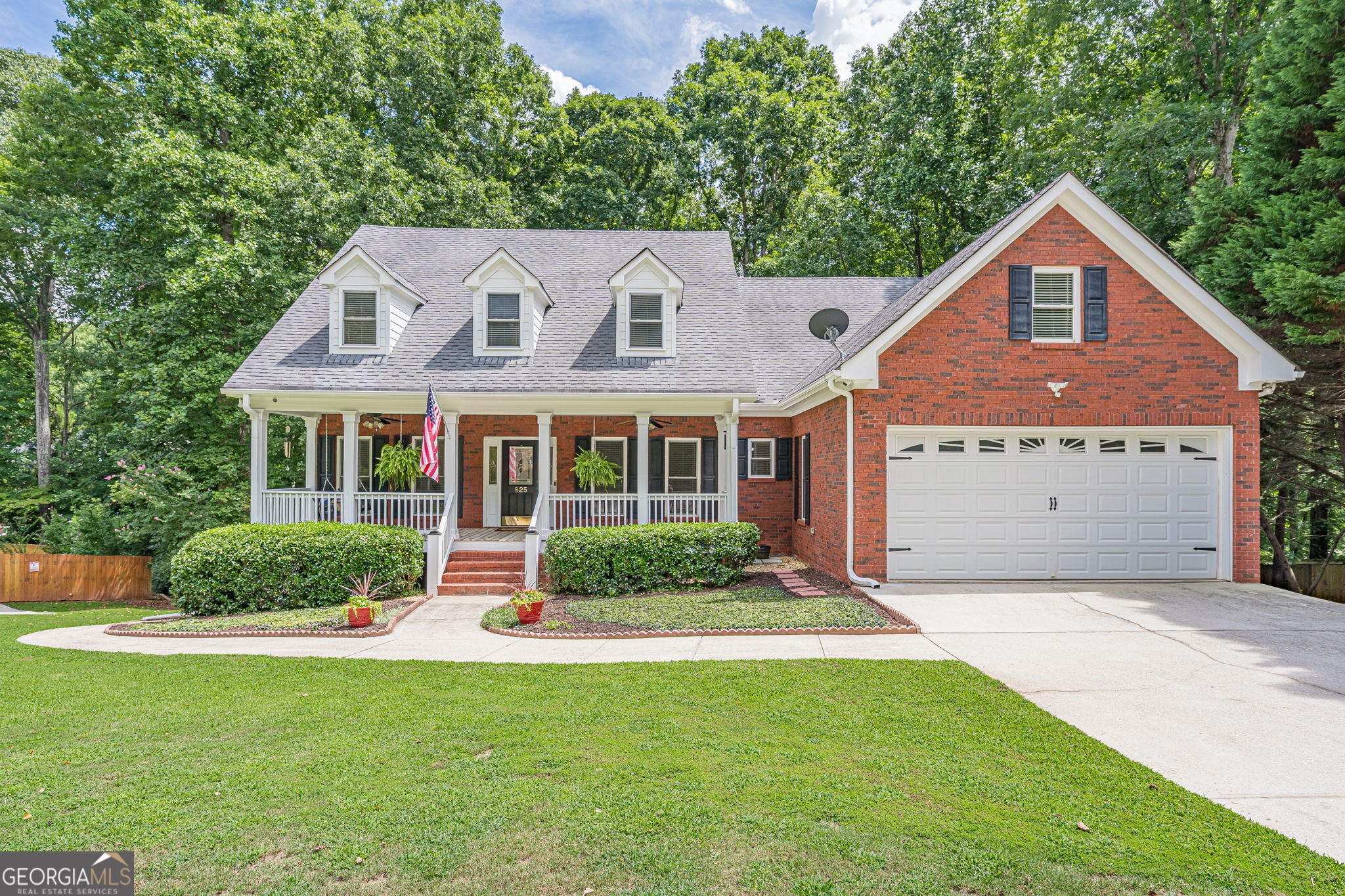 825 Harvest Lane