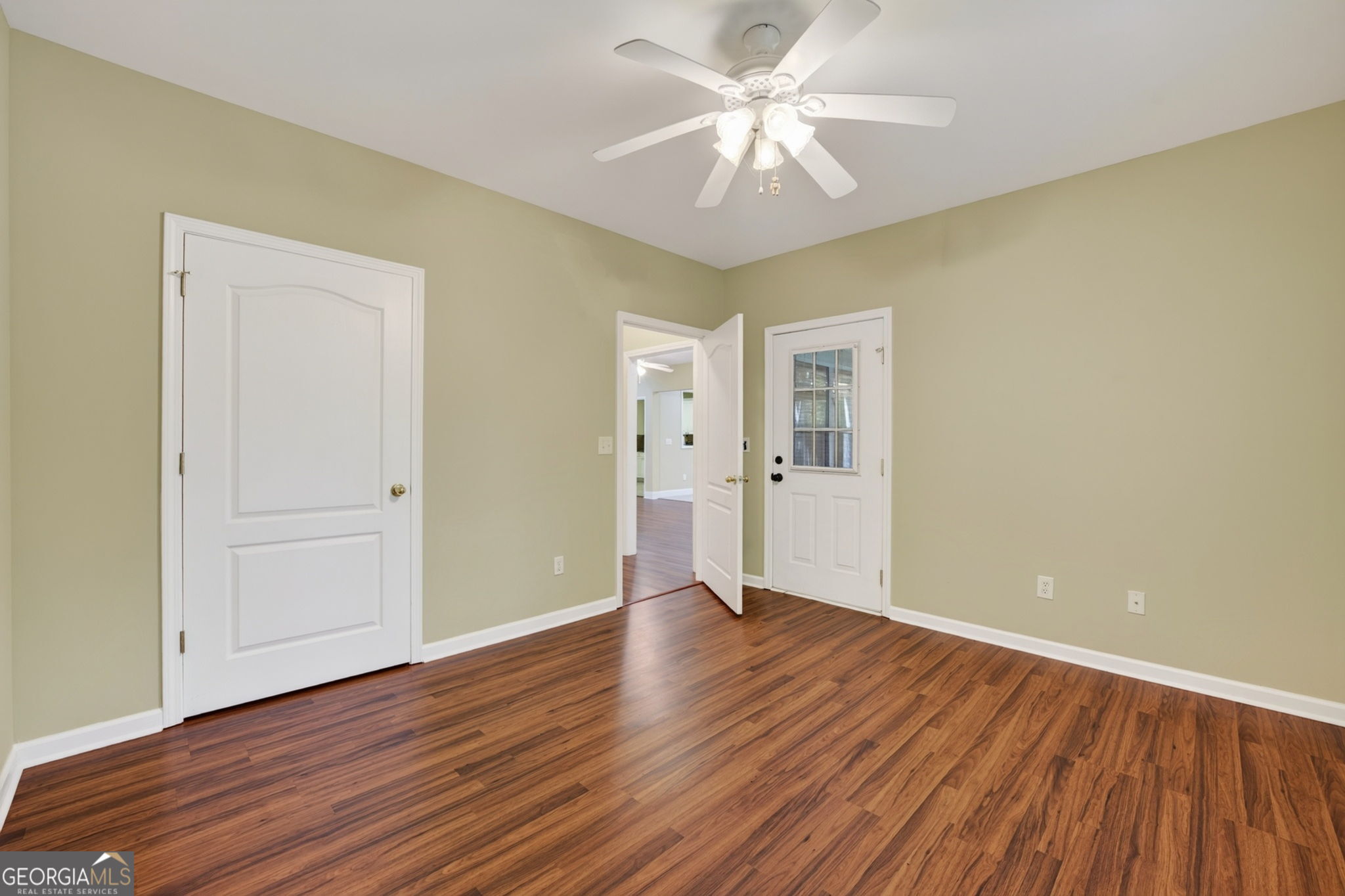 825 Harvest Lane