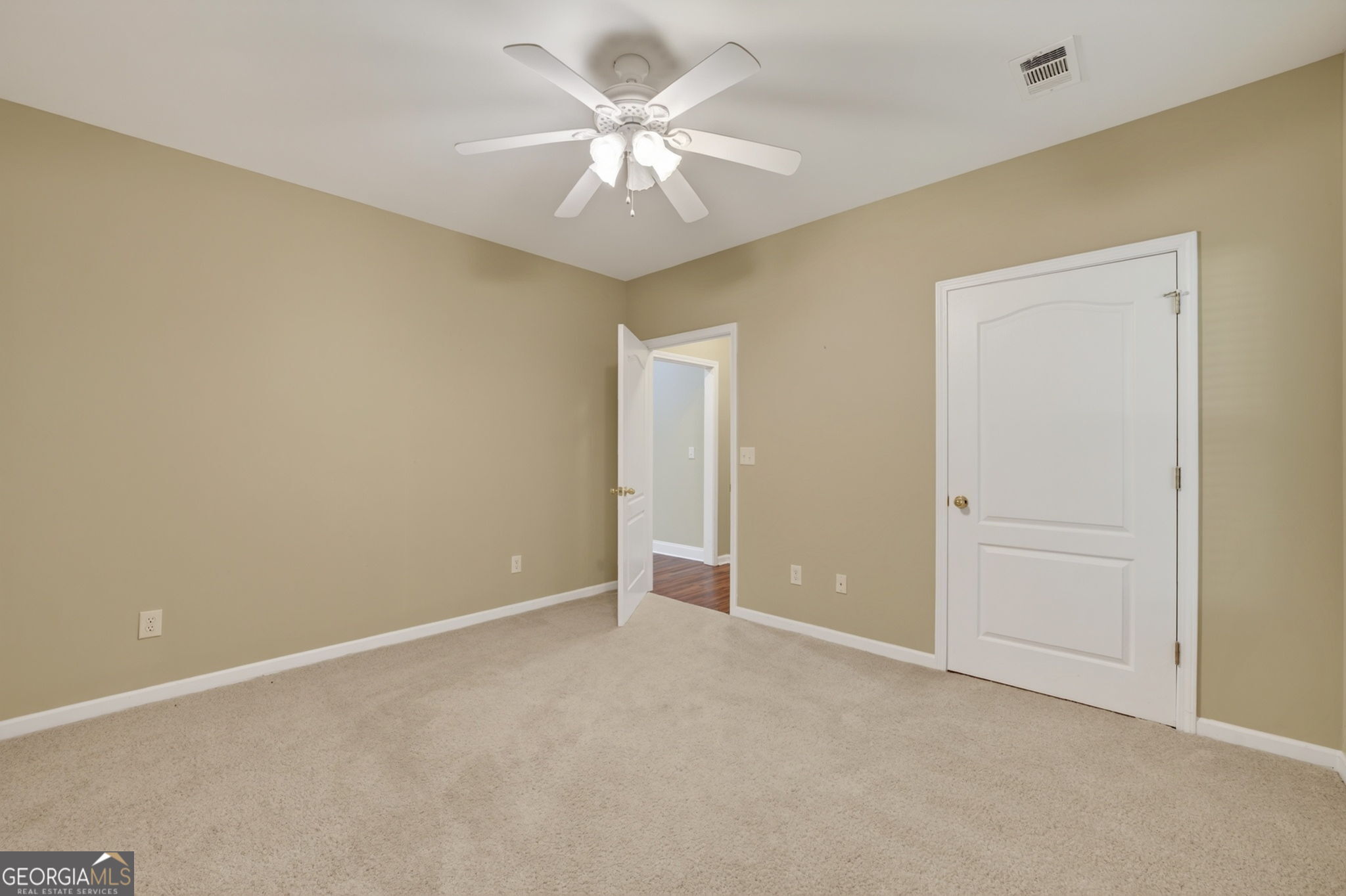 825 Harvest Lane