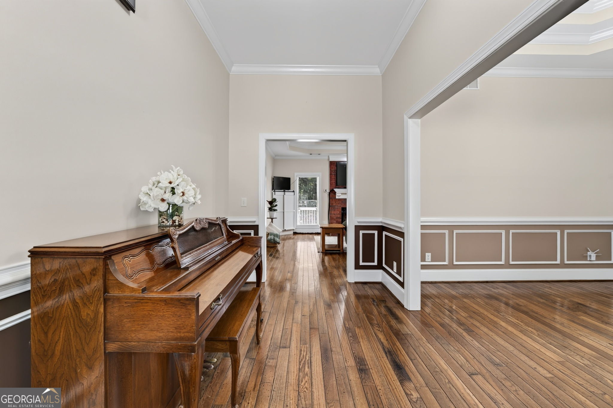 825 Harvest Lane