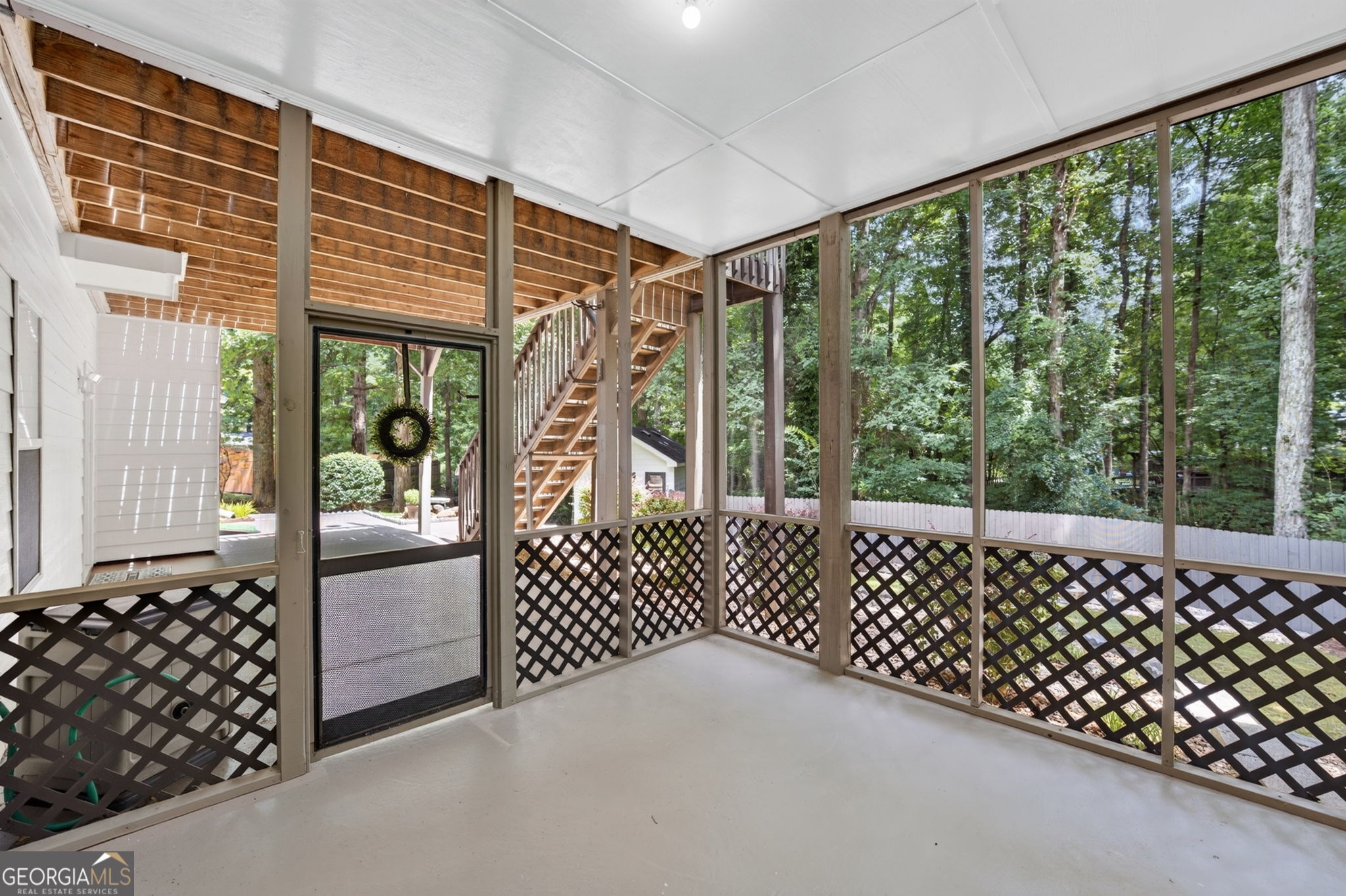 825 Harvest Lane