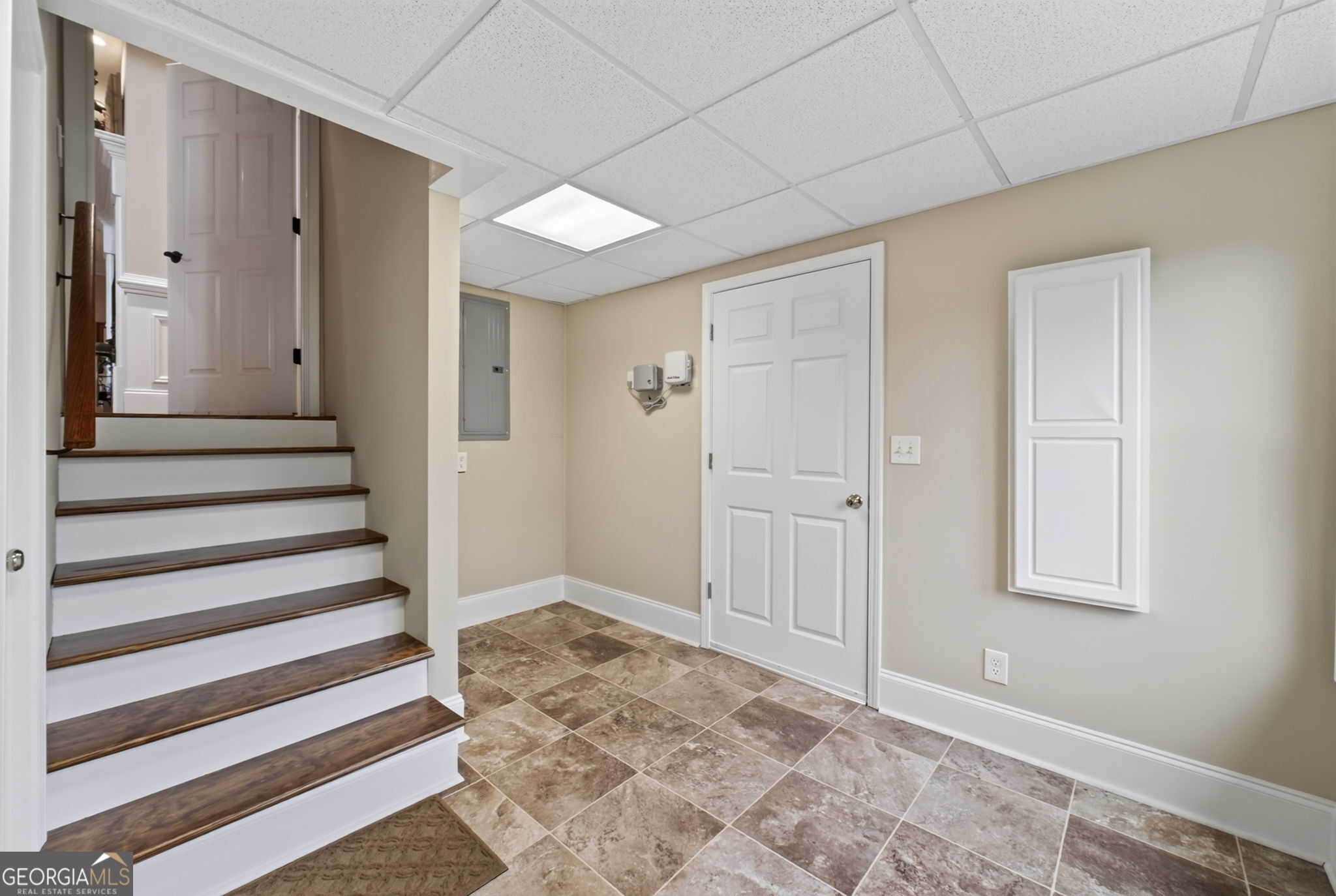 1601 Broadnax Mill Road
