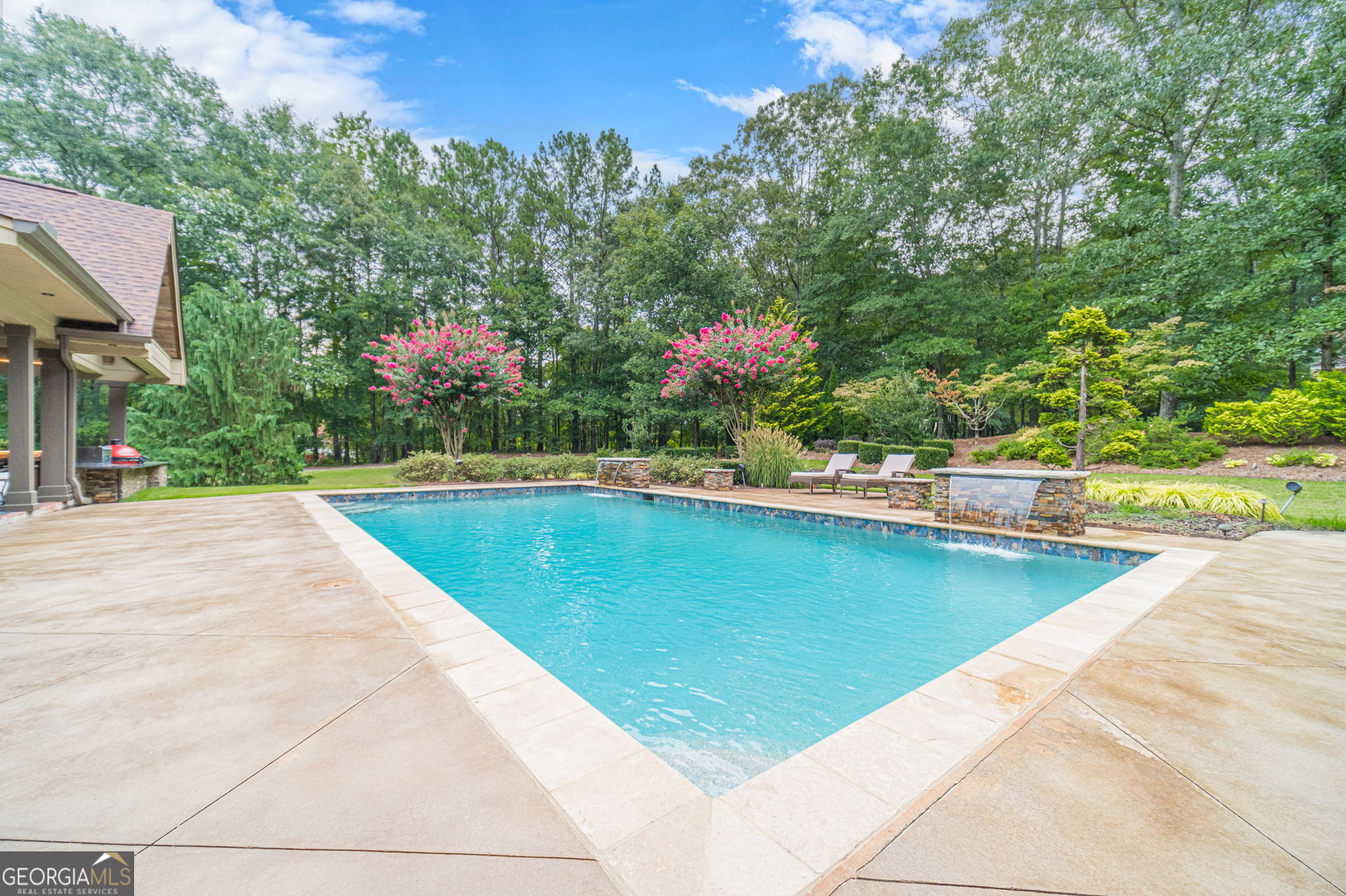 1601 Broadnax Mill Road