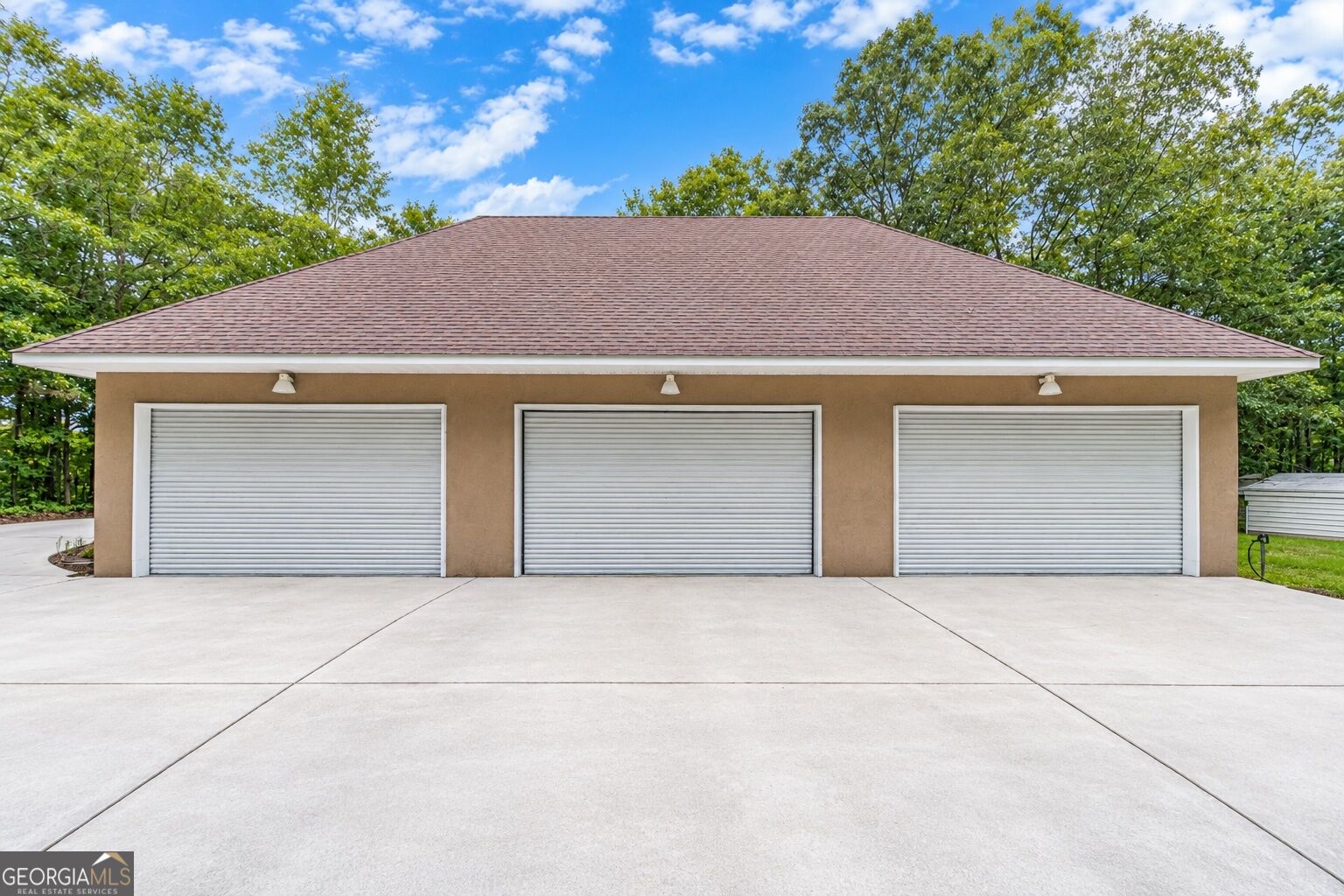 1601 Broadnax Mill Road