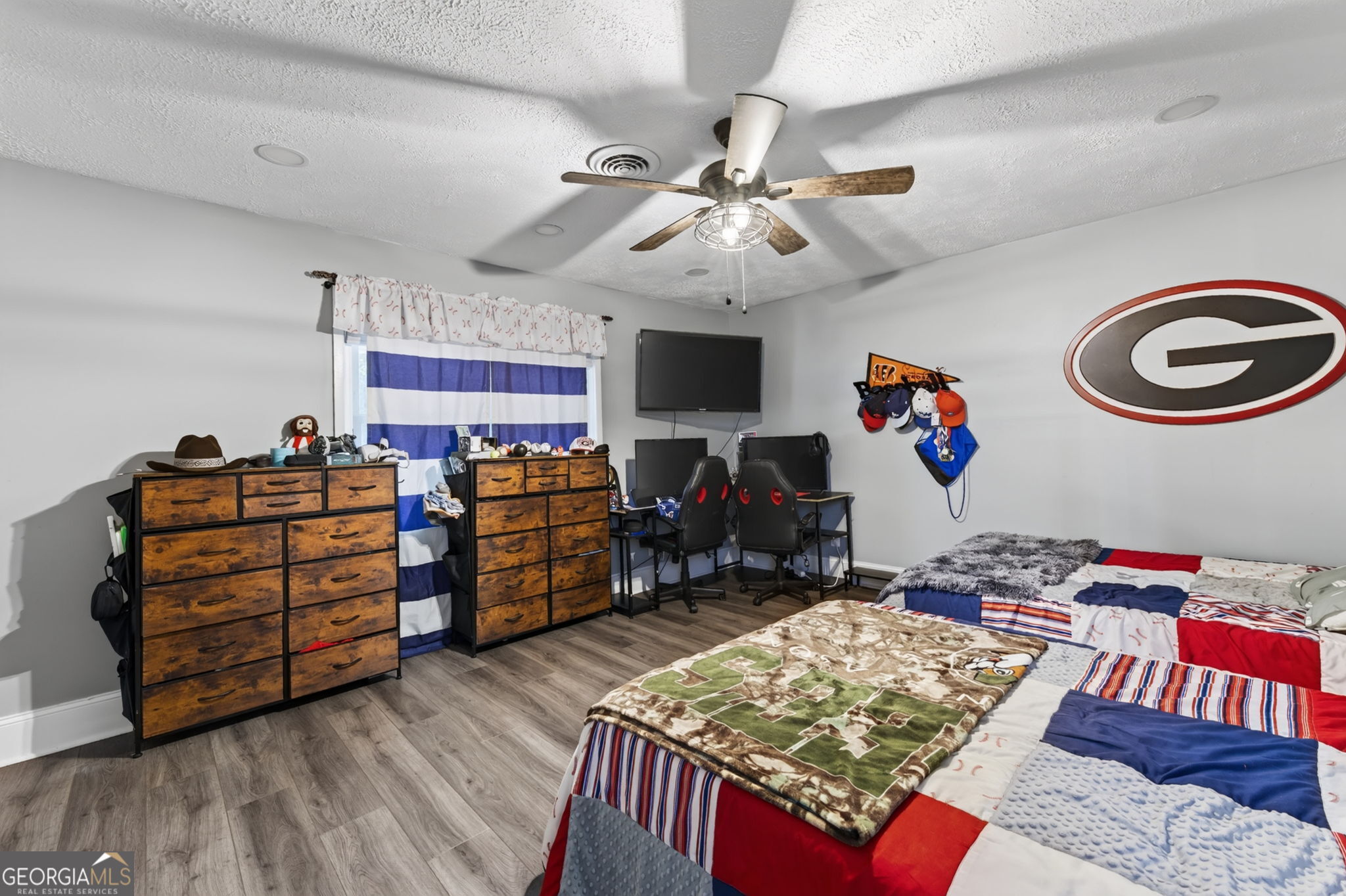 489 Pelican Circle