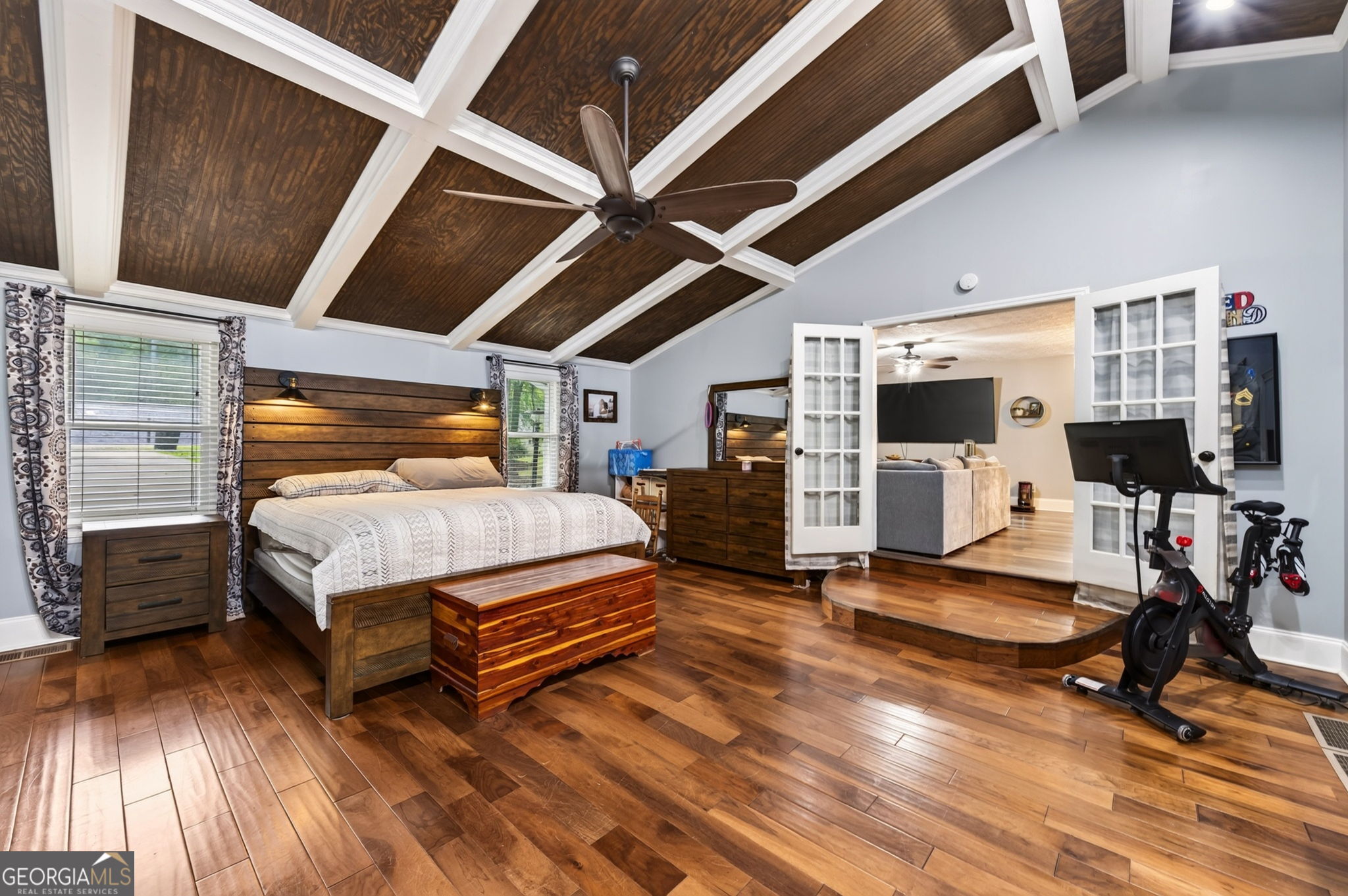 489 Pelican Circle