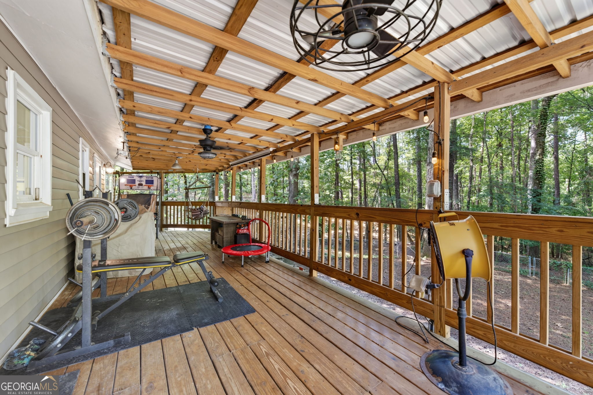 489 Pelican Circle