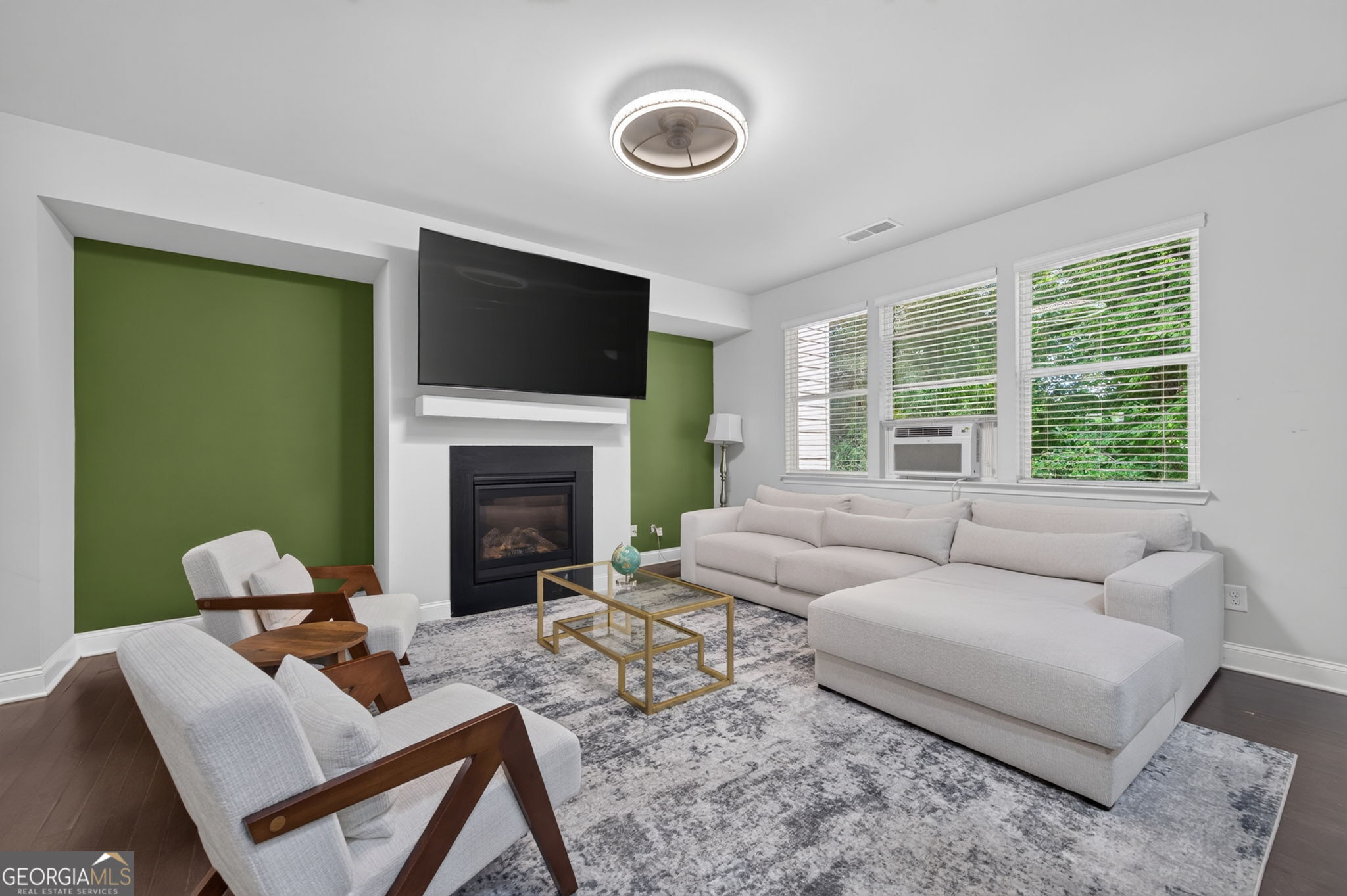 877 Whittington Parkway SW