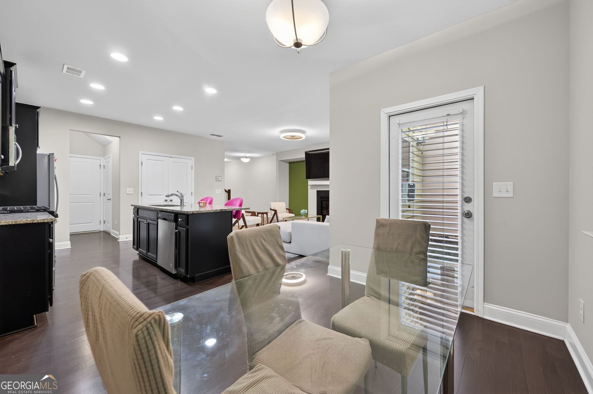 877 Whittington Parkway SW