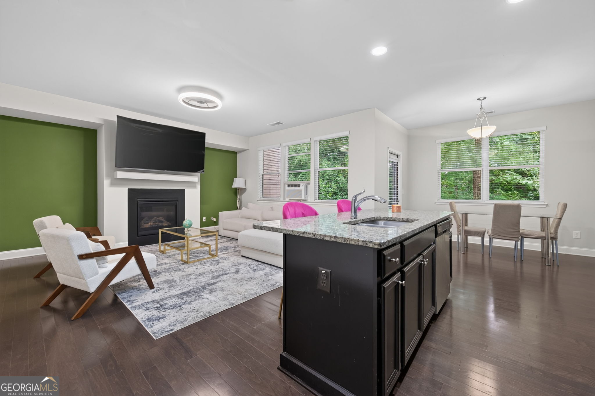 877 Whittington Parkway SW