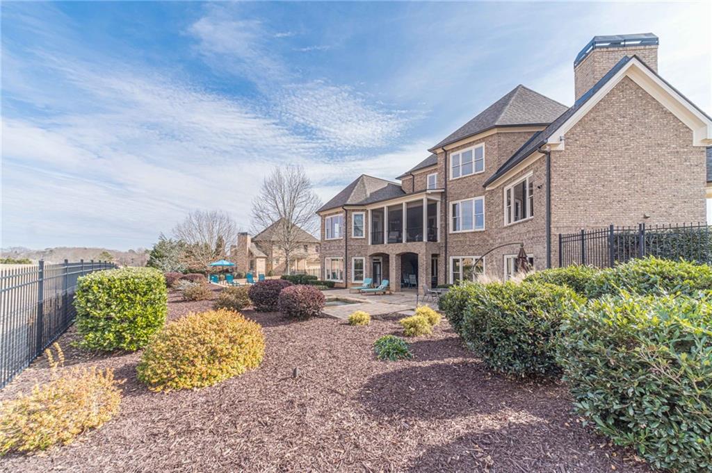 2262 Crimson King Drive