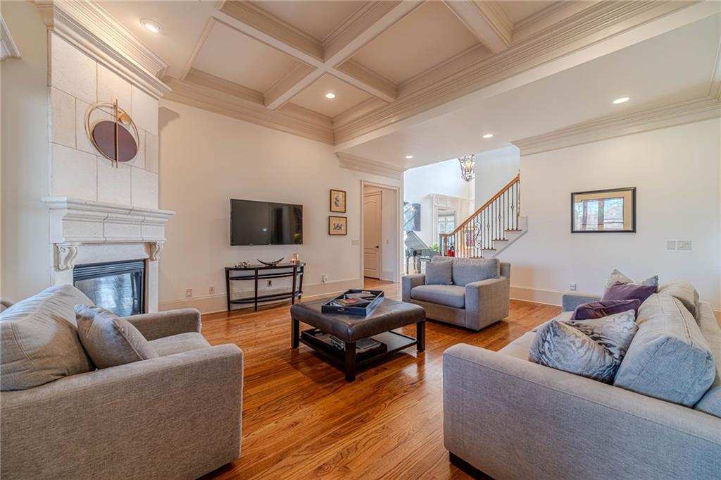 2262 Crimson King Drive