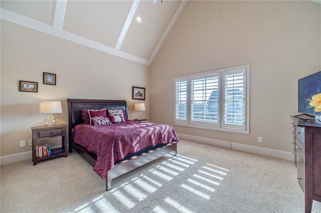 2262 Crimson King Drive