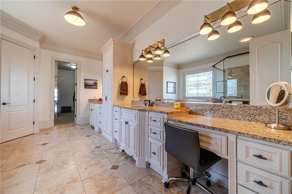 2262 Crimson King Drive