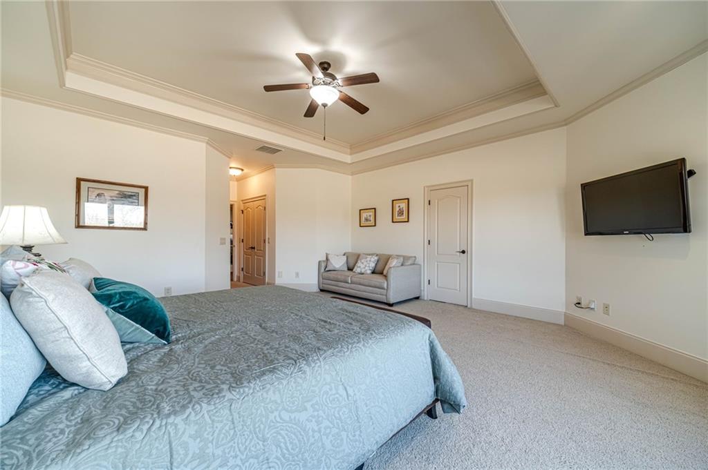 2262 Crimson King Drive