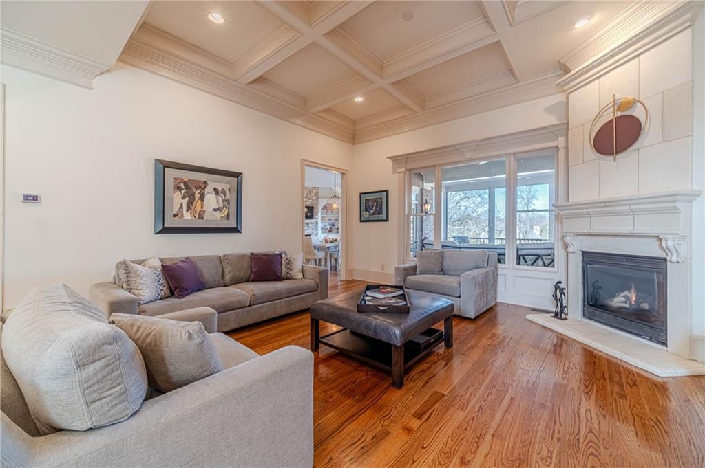 2262 Crimson King Drive