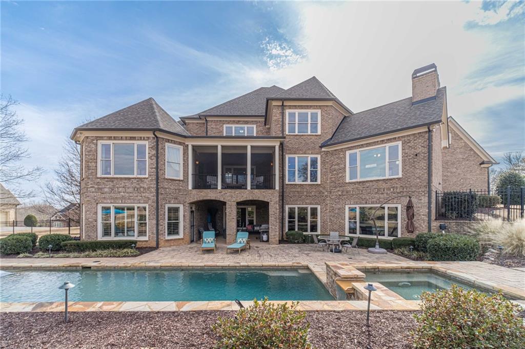 2262 Crimson King Drive