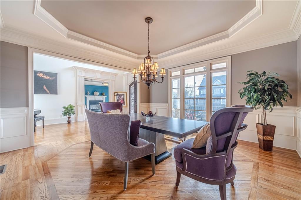 2262 Crimson King Drive