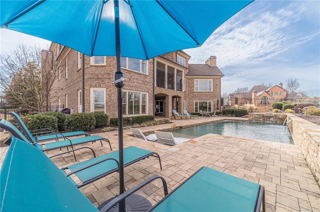 2262 Crimson King Drive