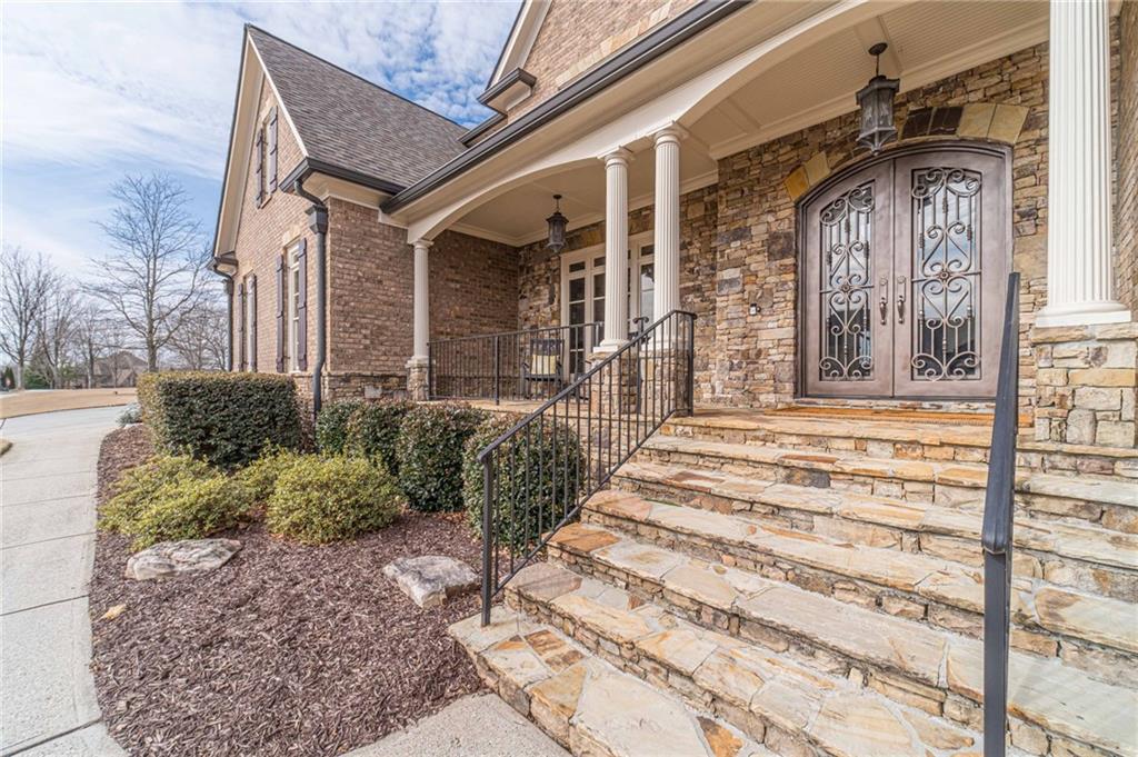 2262 Crimson King Drive