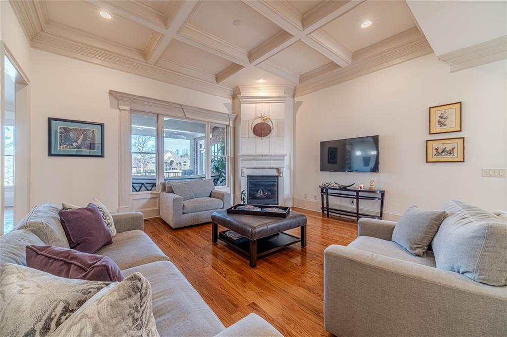 2262 Crimson King Drive