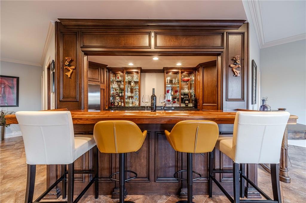 2262 Crimson King Drive