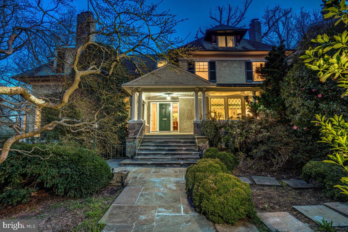 3136 NEWARK STREET NW
