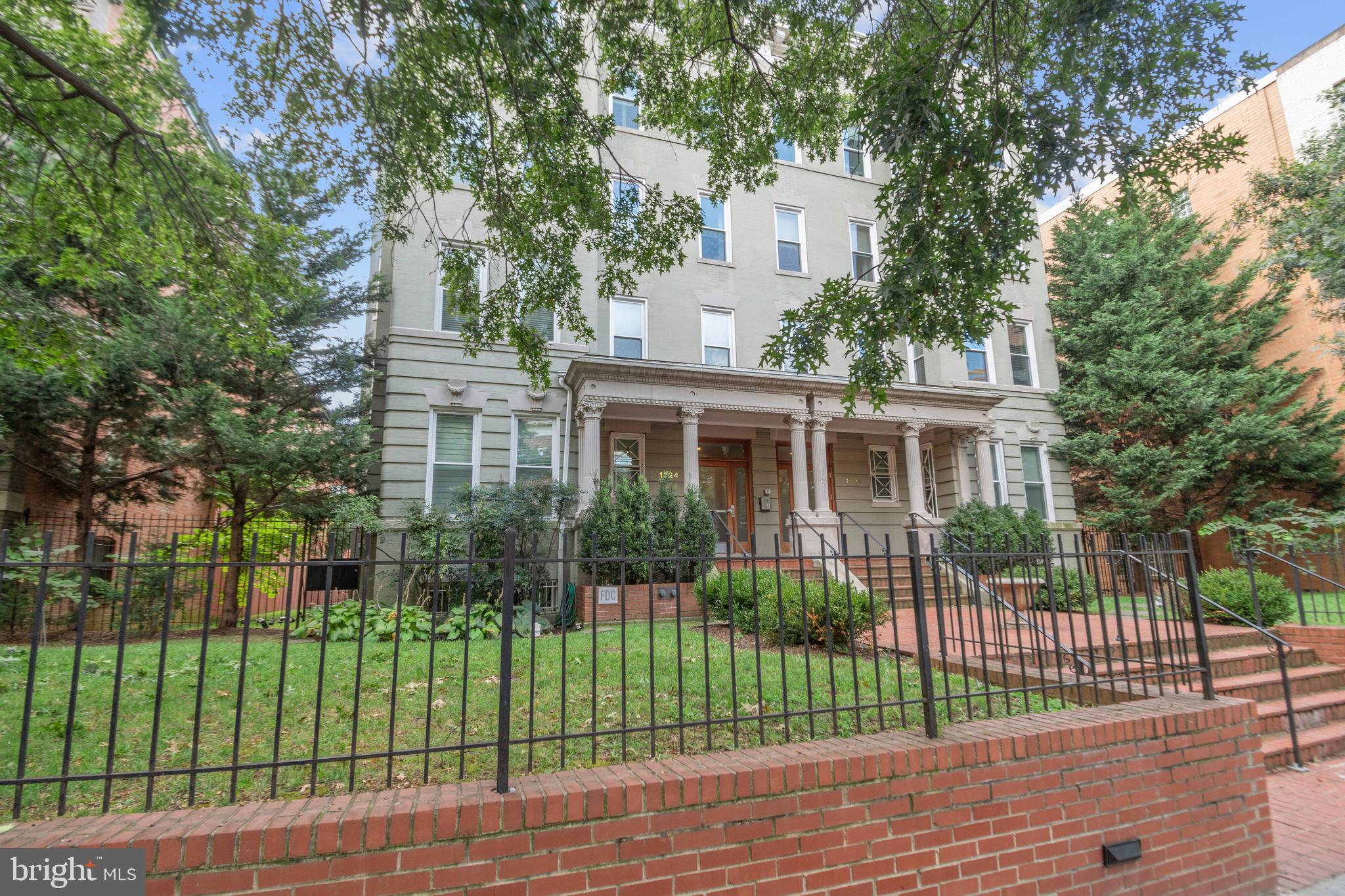 1324 Euclid St NW #5