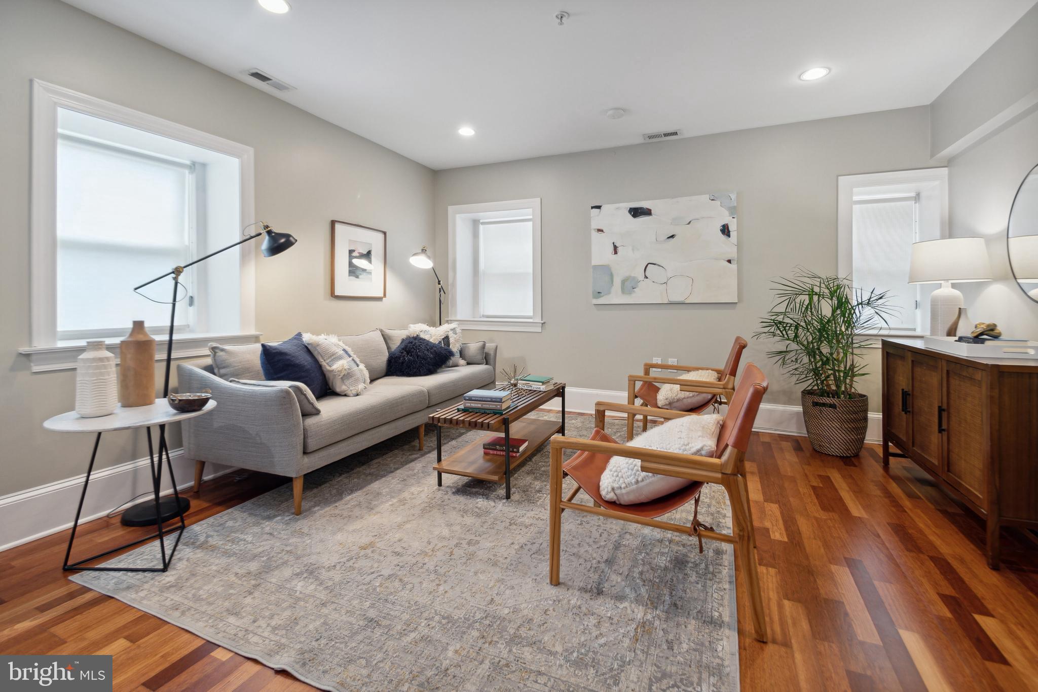 1324 Euclid St NW #5