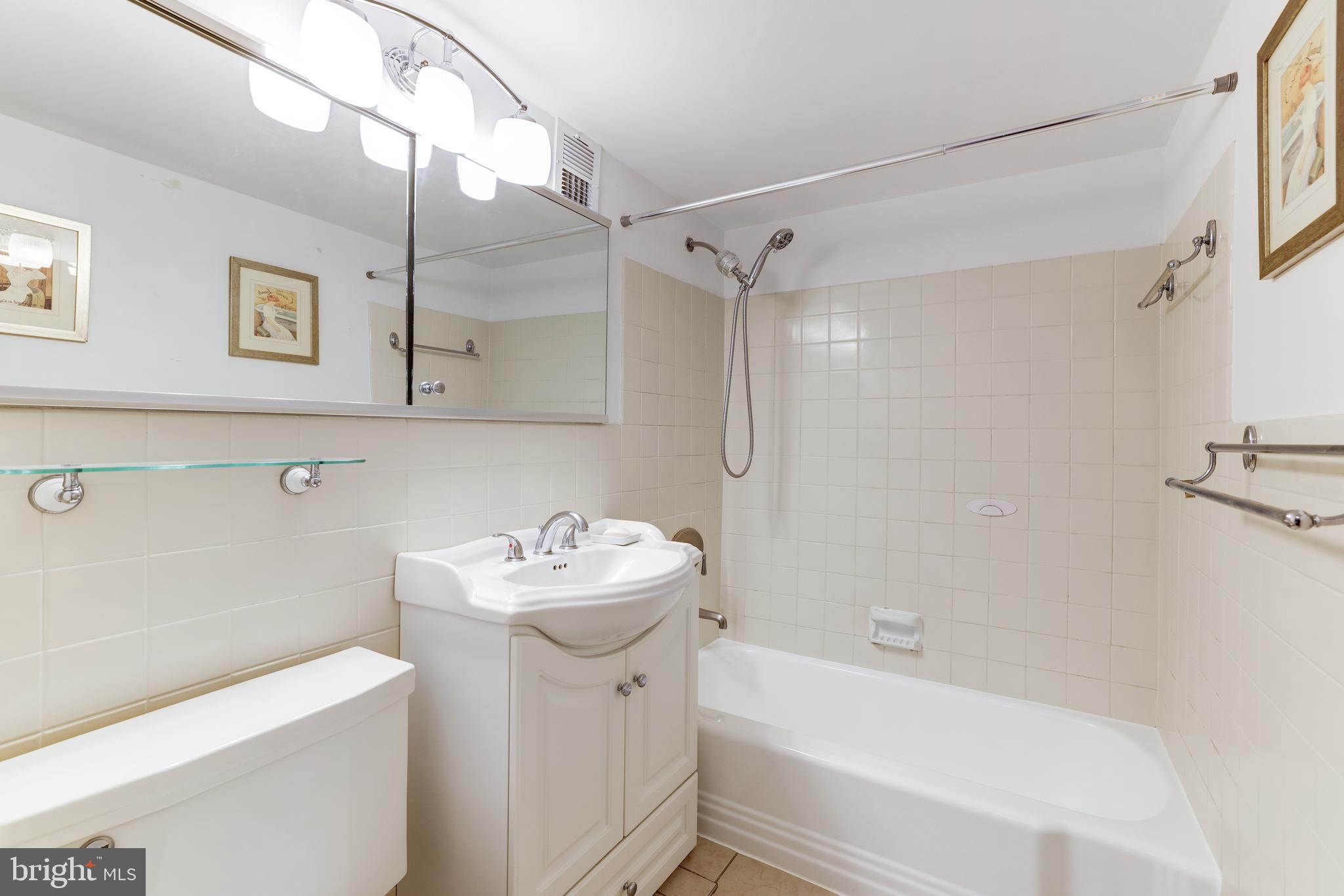 1545 18th St NW #610