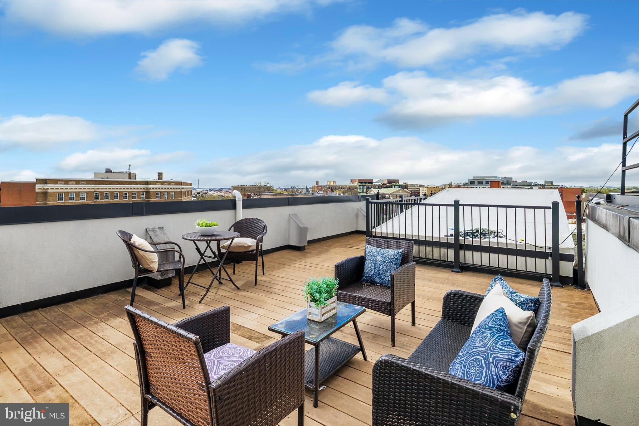 2713 Ontario Rd NW #5
