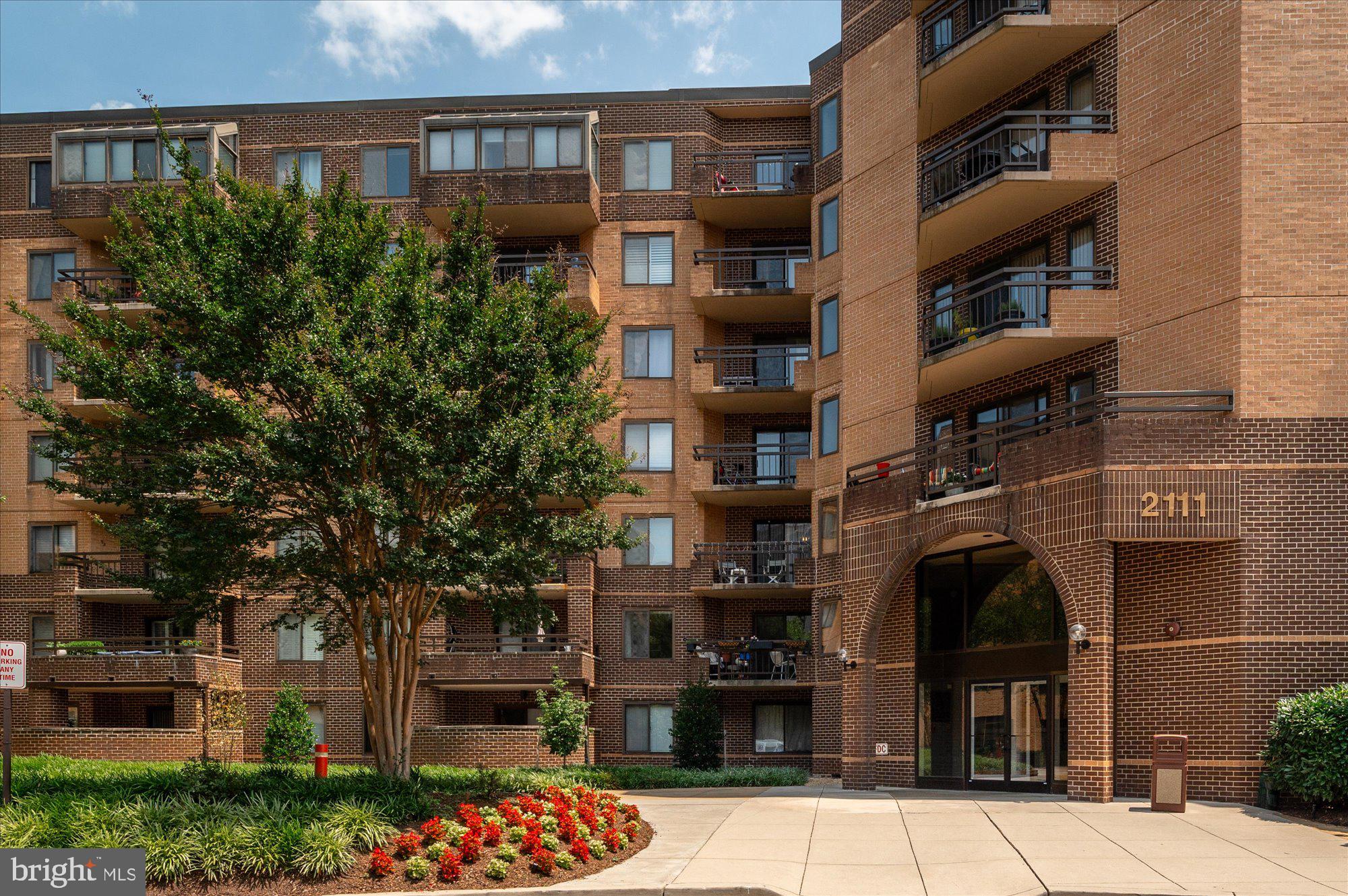 2111 Wisconsin Ave NW #318