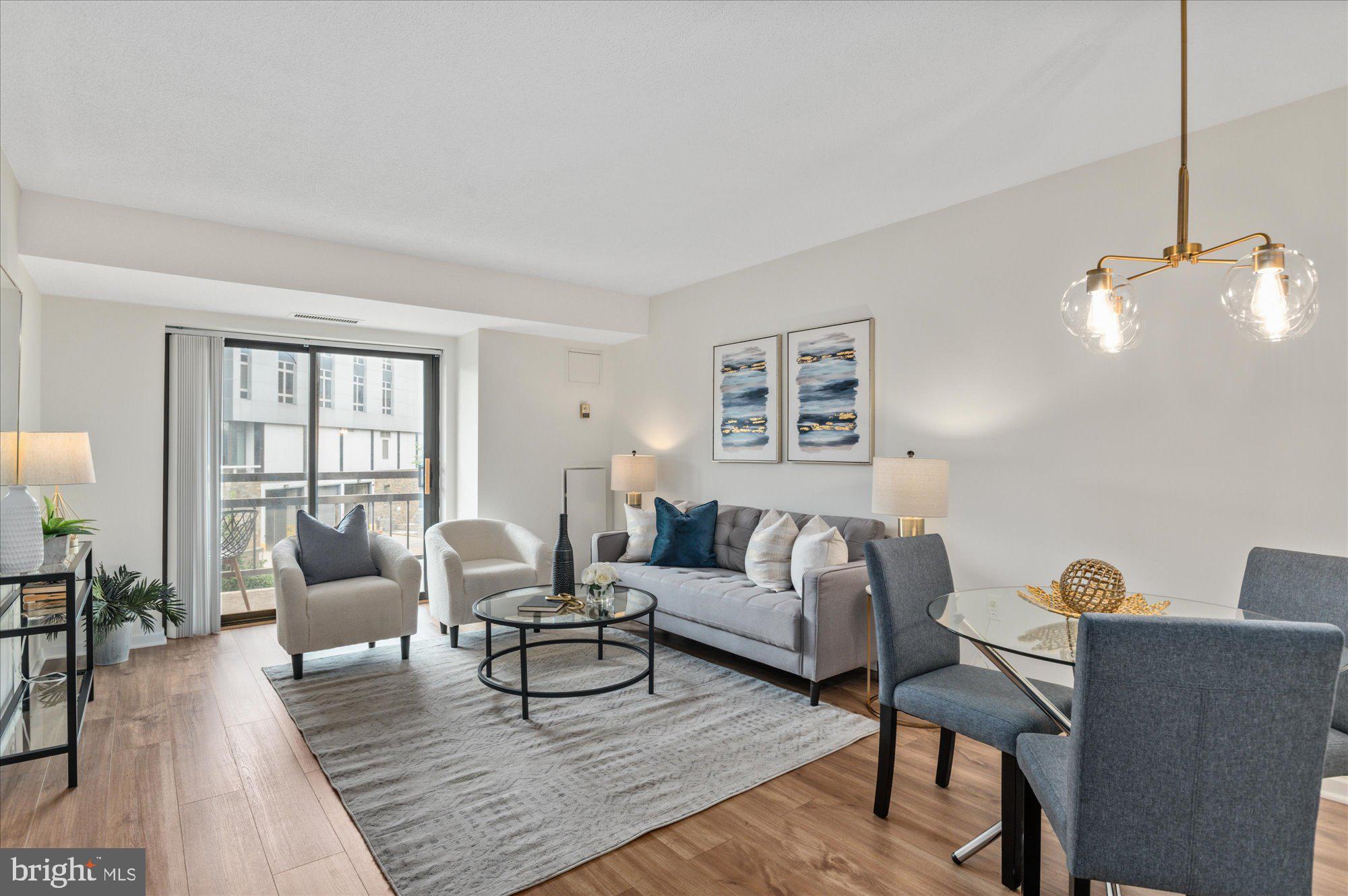 2111 Wisconsin Ave NW #318