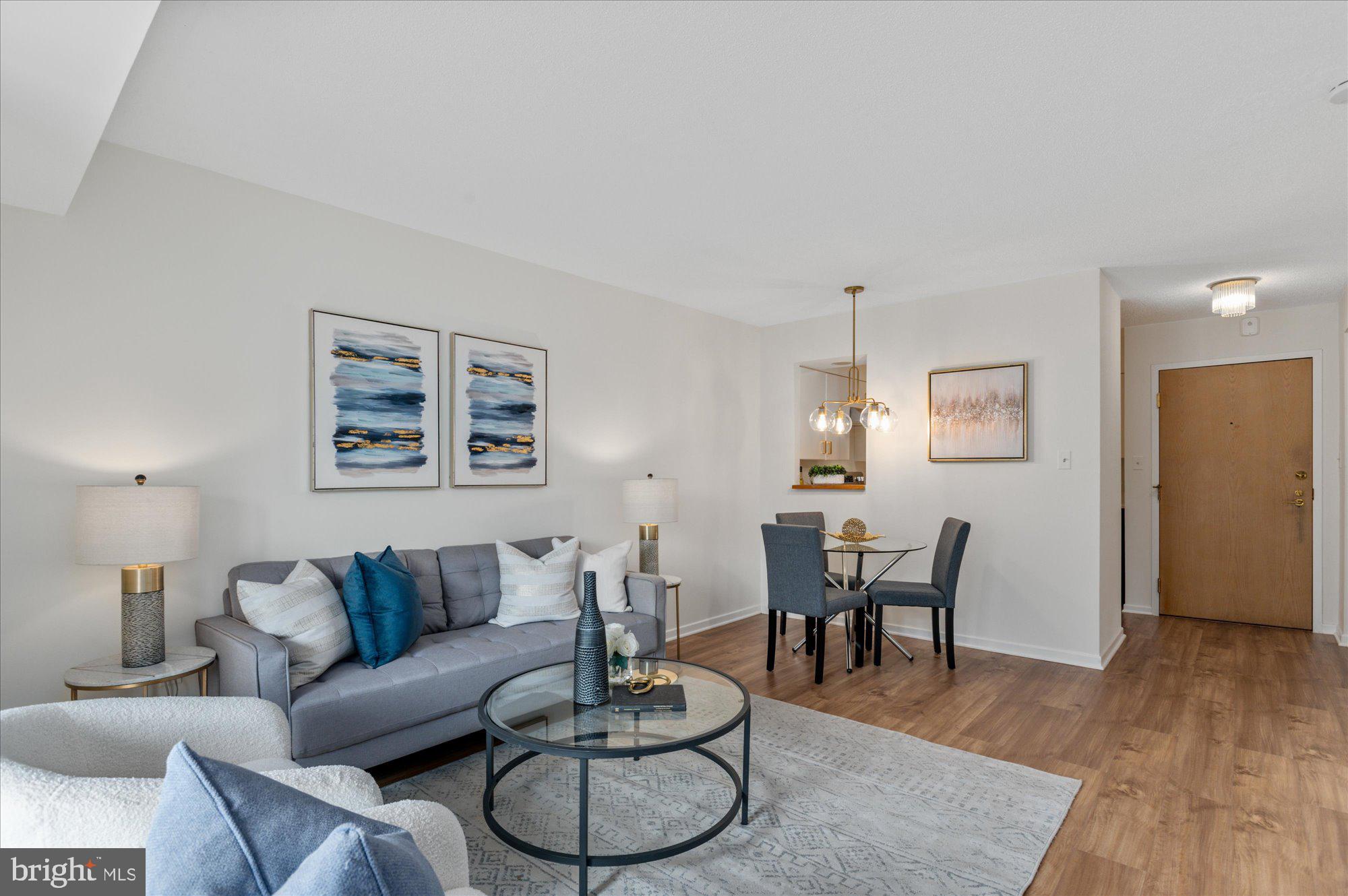2111 Wisconsin Ave NW #318