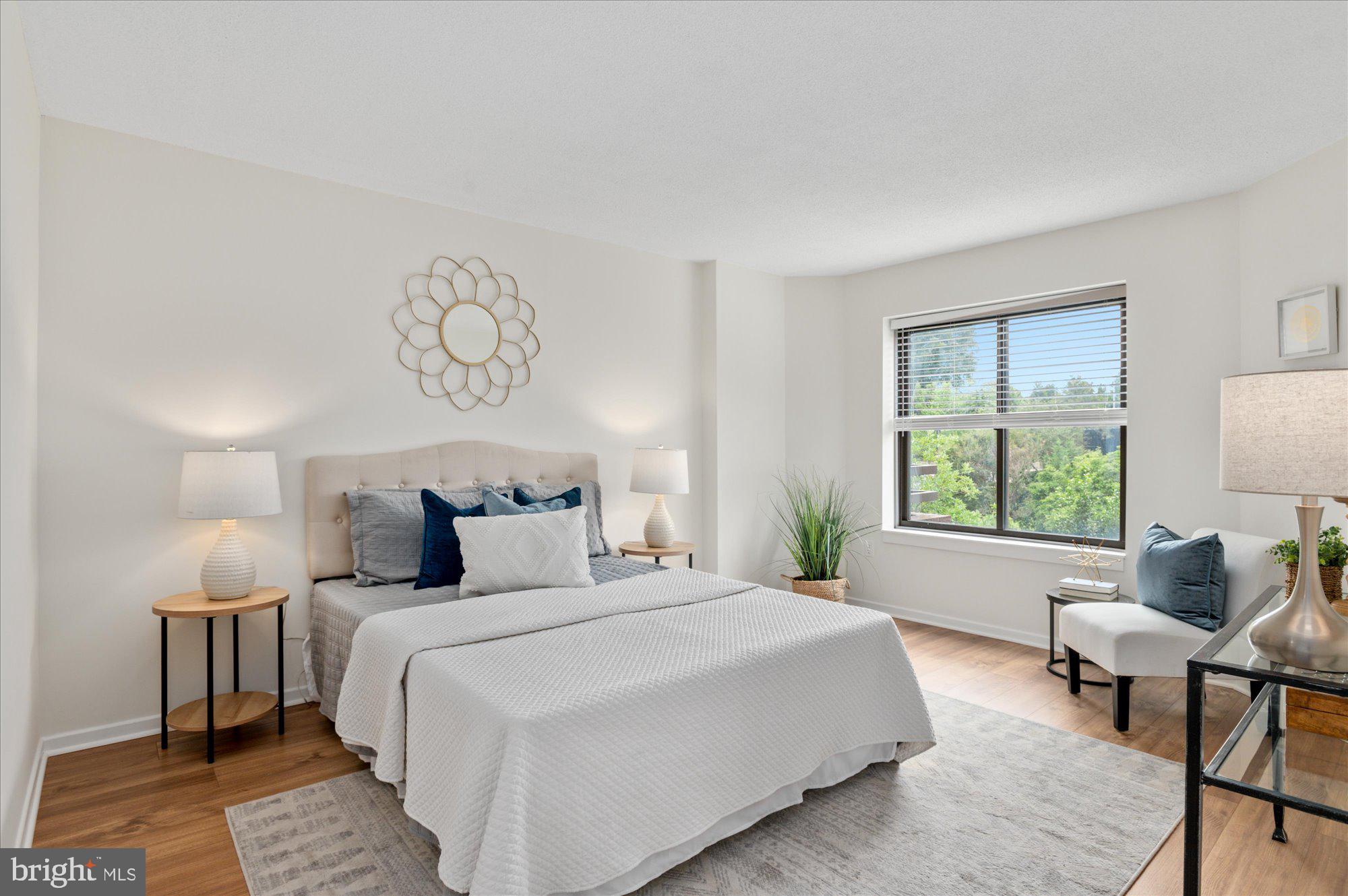 2111 Wisconsin Ave NW #318