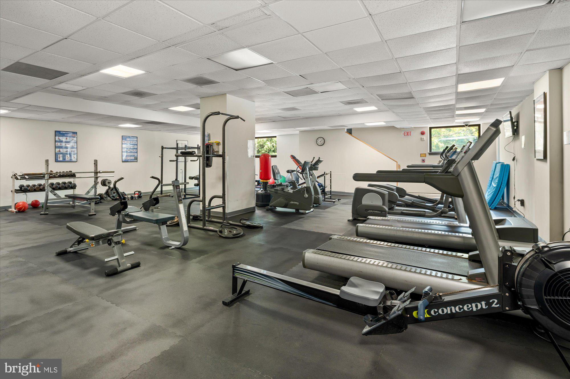 2111 Wisconsin Ave NW #318