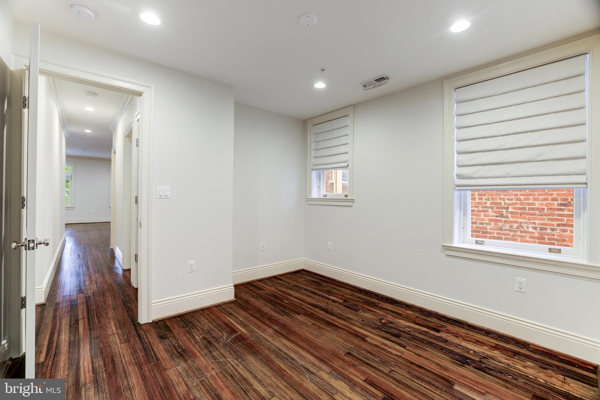 1848 BILTMORE ST NW #4