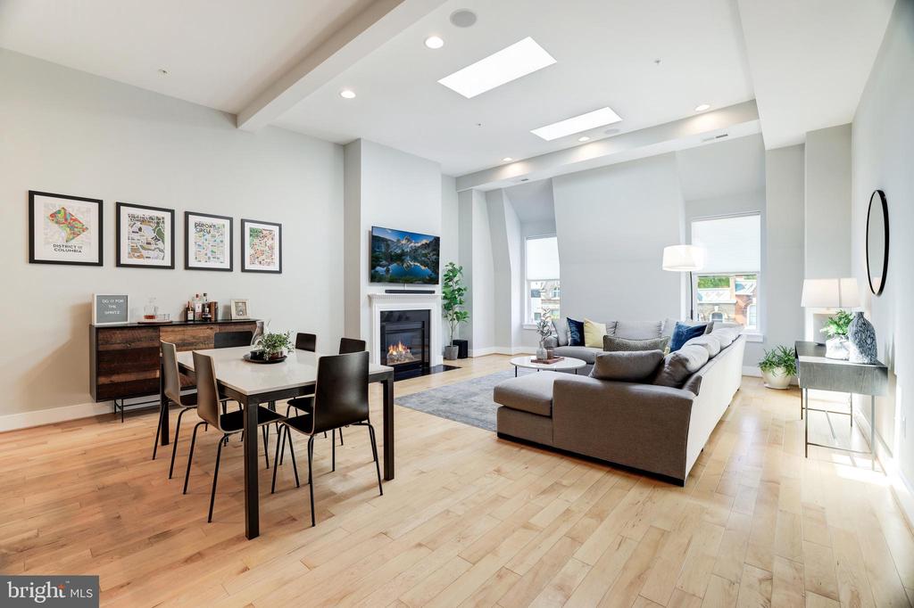 2435 Ontario Rd NW #4