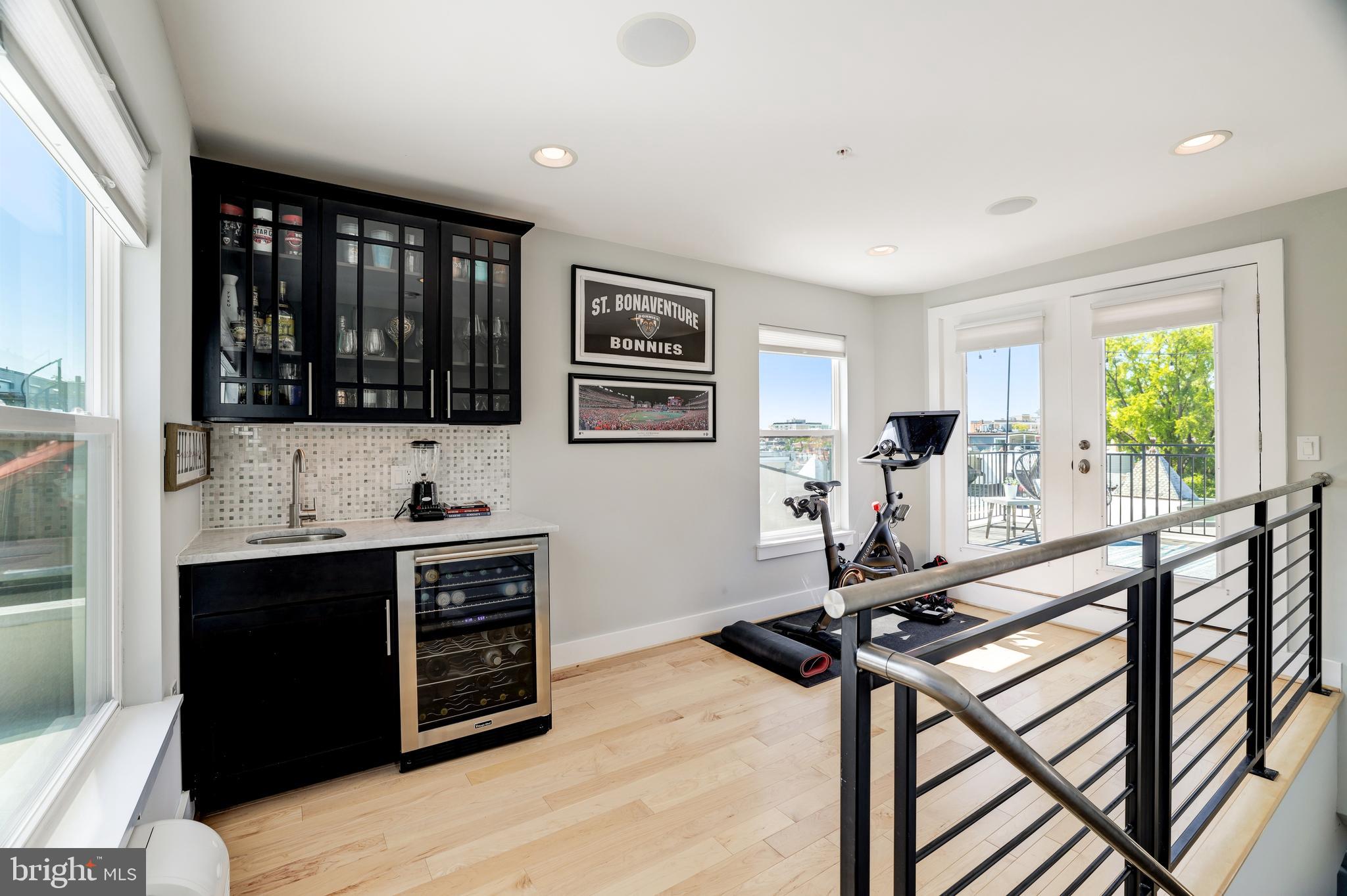 2435 Ontario Rd NW #4
