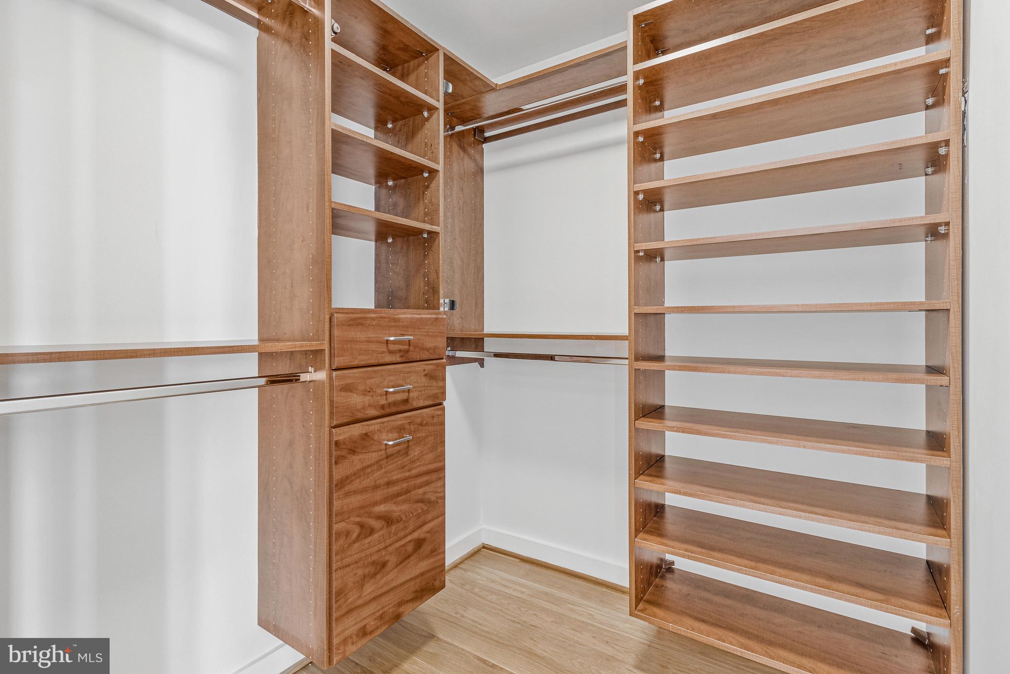 675 E St NW #900