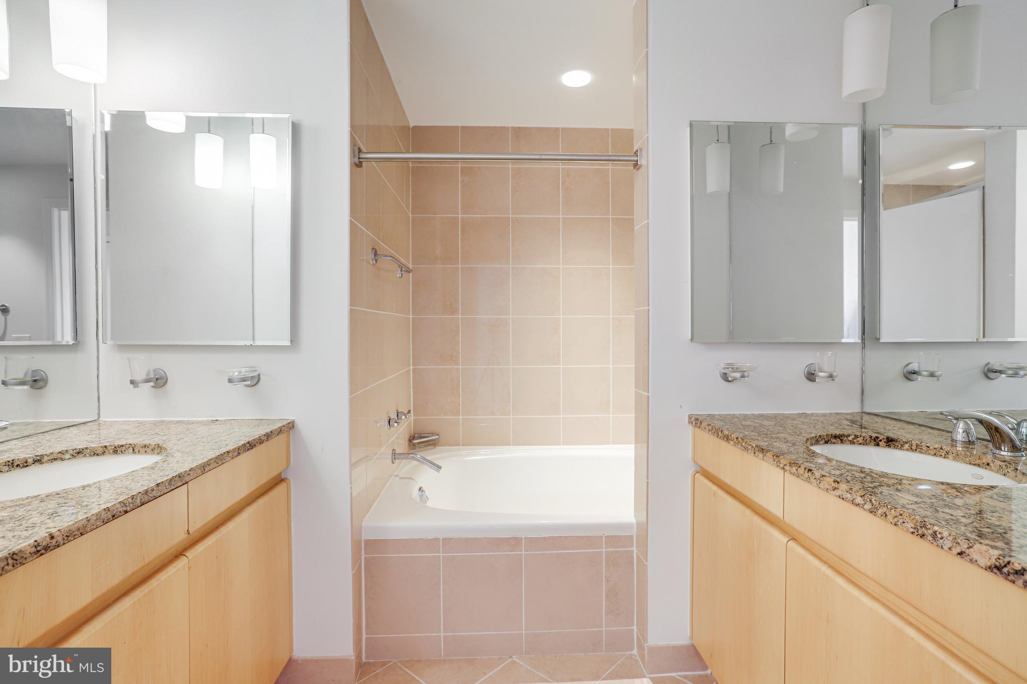 675 E St NW #900