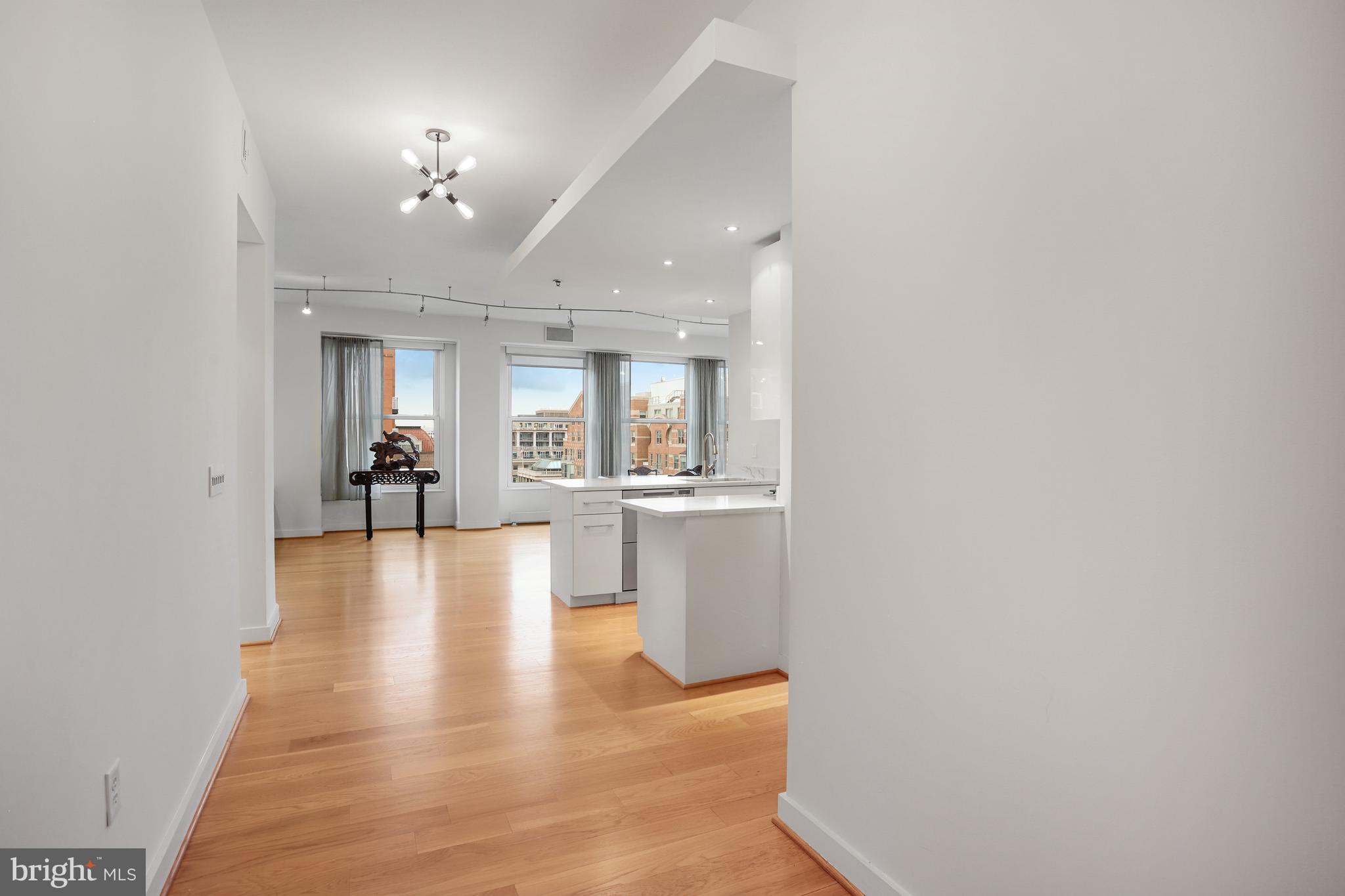 675 E St NW #900