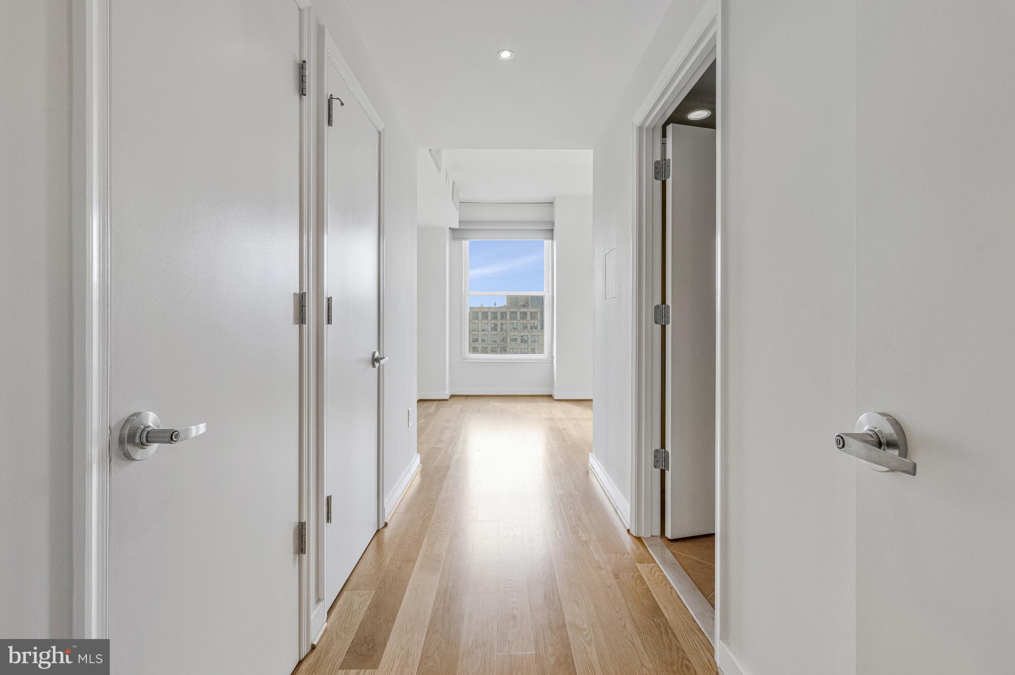 675 E St NW #900